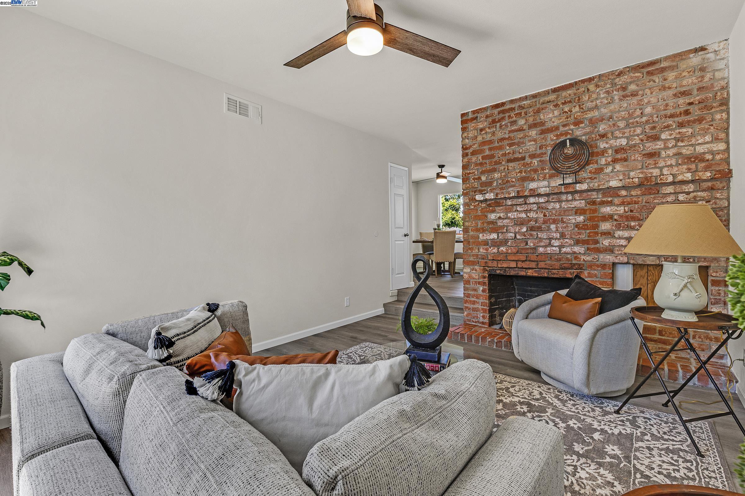 Detail Gallery Image 18 of 50 For 4940 Omar St, Fremont,  CA 94538 - 3 Beds | 2 Baths