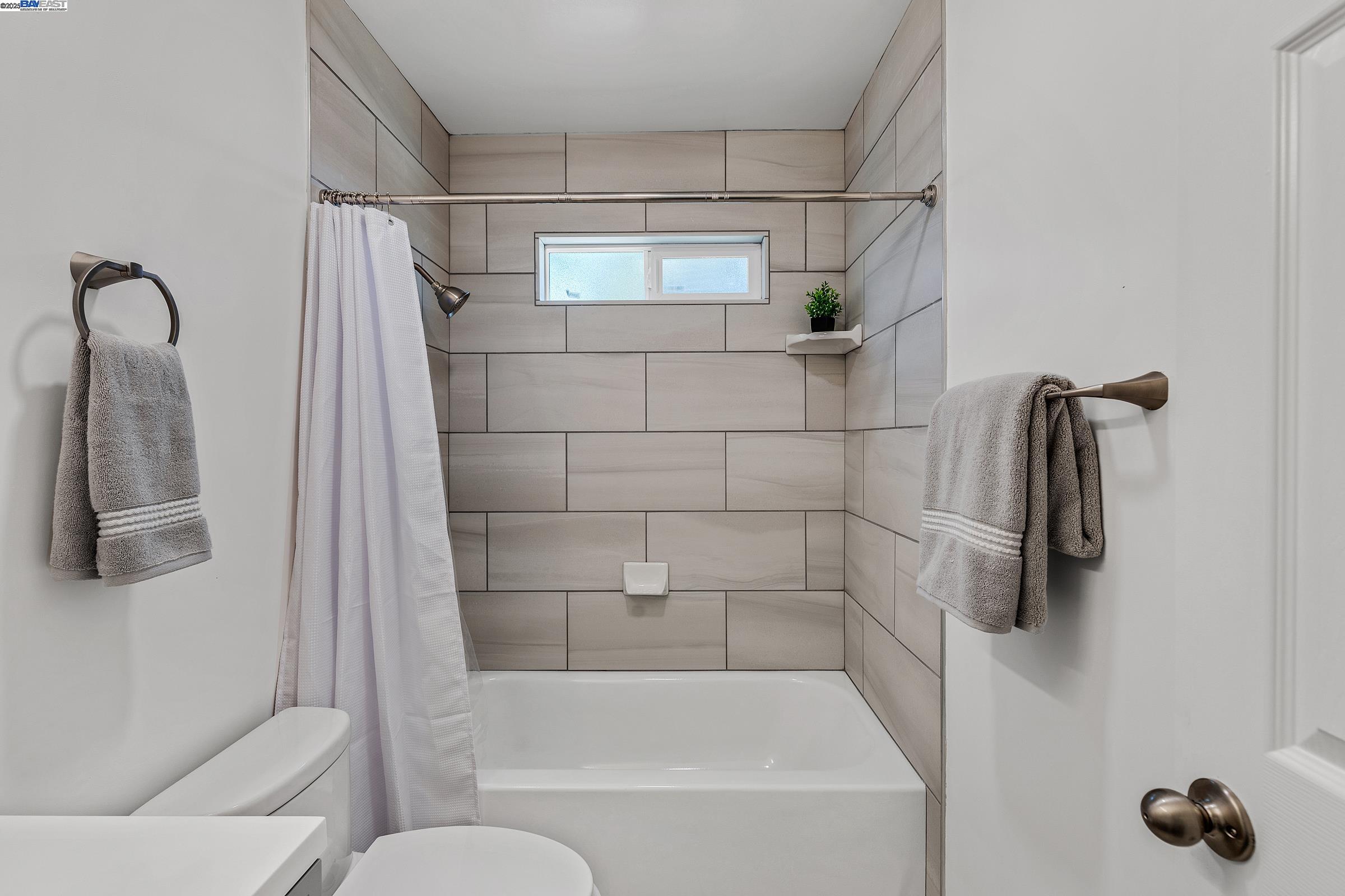 Detail Gallery Image 27 of 50 For 4940 Omar St, Fremont,  CA 94538 - 3 Beds | 2 Baths