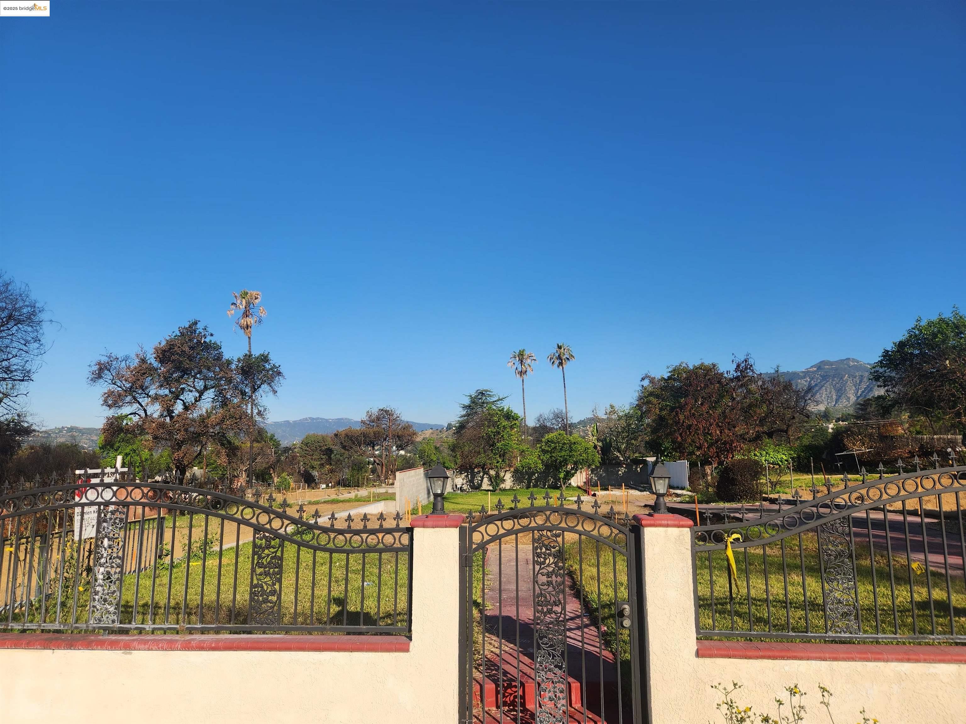 Detail Gallery Image 1 of 1 For 3183 Grandeur, Altadena,  CA 91001 - – Beds | – Baths