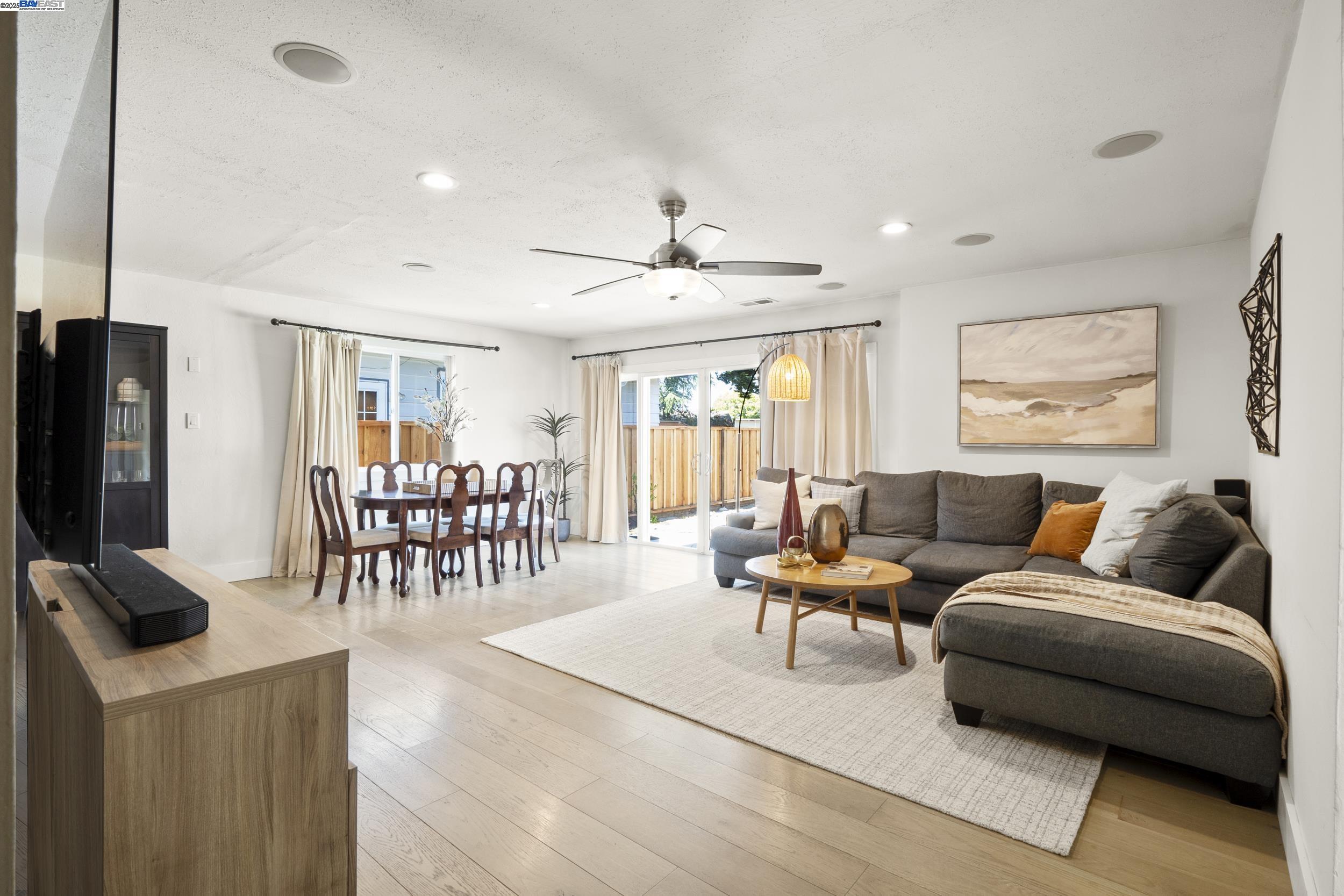 Detail Gallery Image 3 of 26 For 88 Ganton Ct, Hayward,  CA 94544 - 3 Beds | 2 Baths