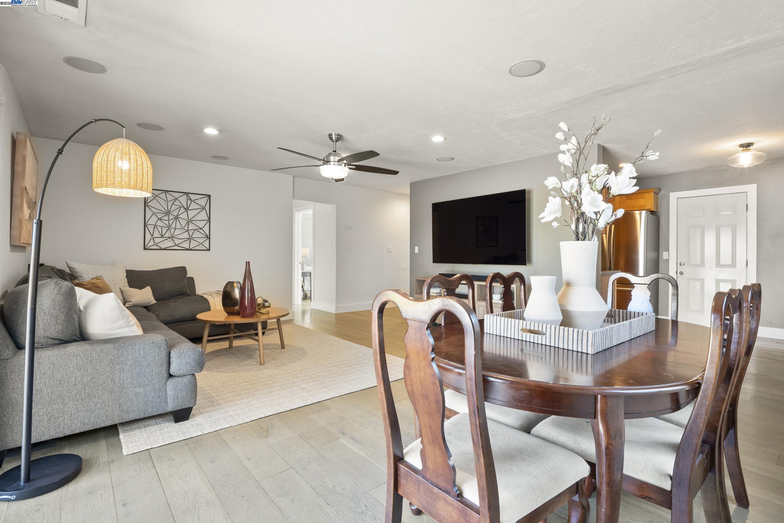Detail Gallery Image 9 of 26 For 88 Ganton Ct, Hayward,  CA 94544 - 3 Beds | 2 Baths
