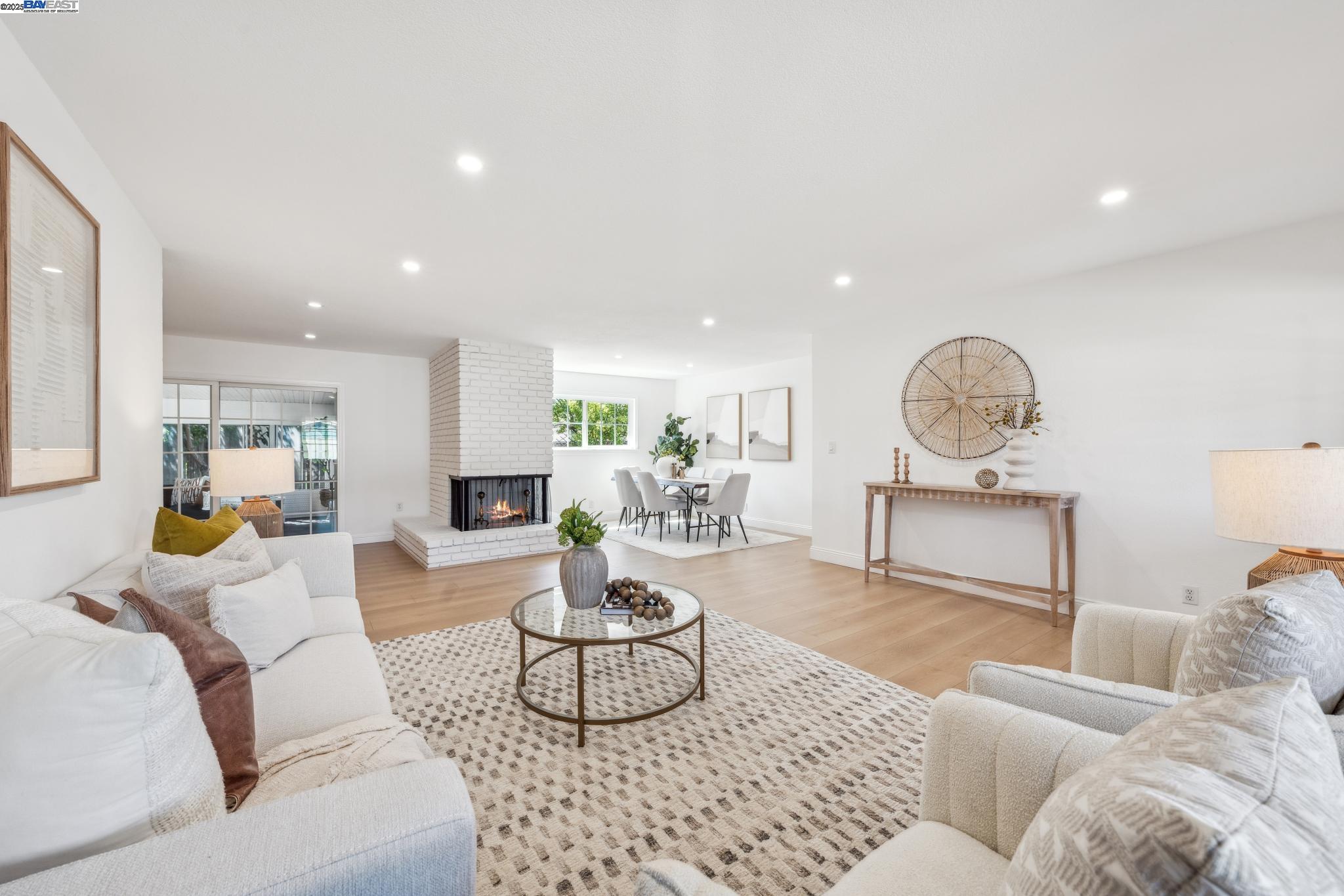 Detail Gallery Image 13 of 44 For 7690 Canterbury Ln, Dublin,  CA 94568 - 3 Beds | 2 Baths