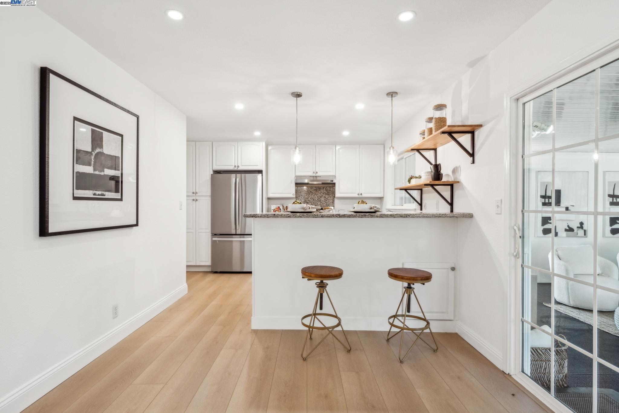 Detail Gallery Image 19 of 44 For 7690 Canterbury Ln, Dublin,  CA 94568 - 3 Beds | 2 Baths