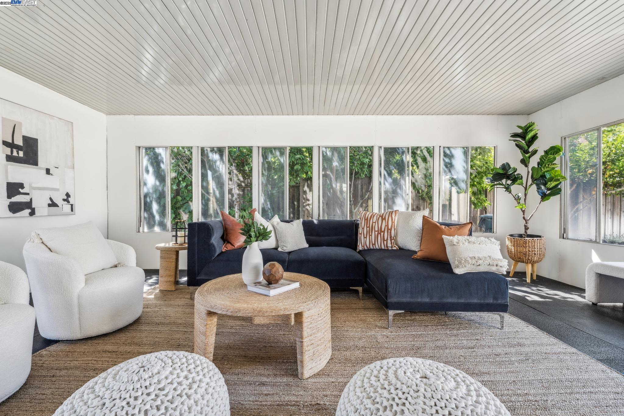 Detail Gallery Image 35 of 44 For 7690 Canterbury Ln, Dublin,  CA 94568 - 3 Beds | 2 Baths