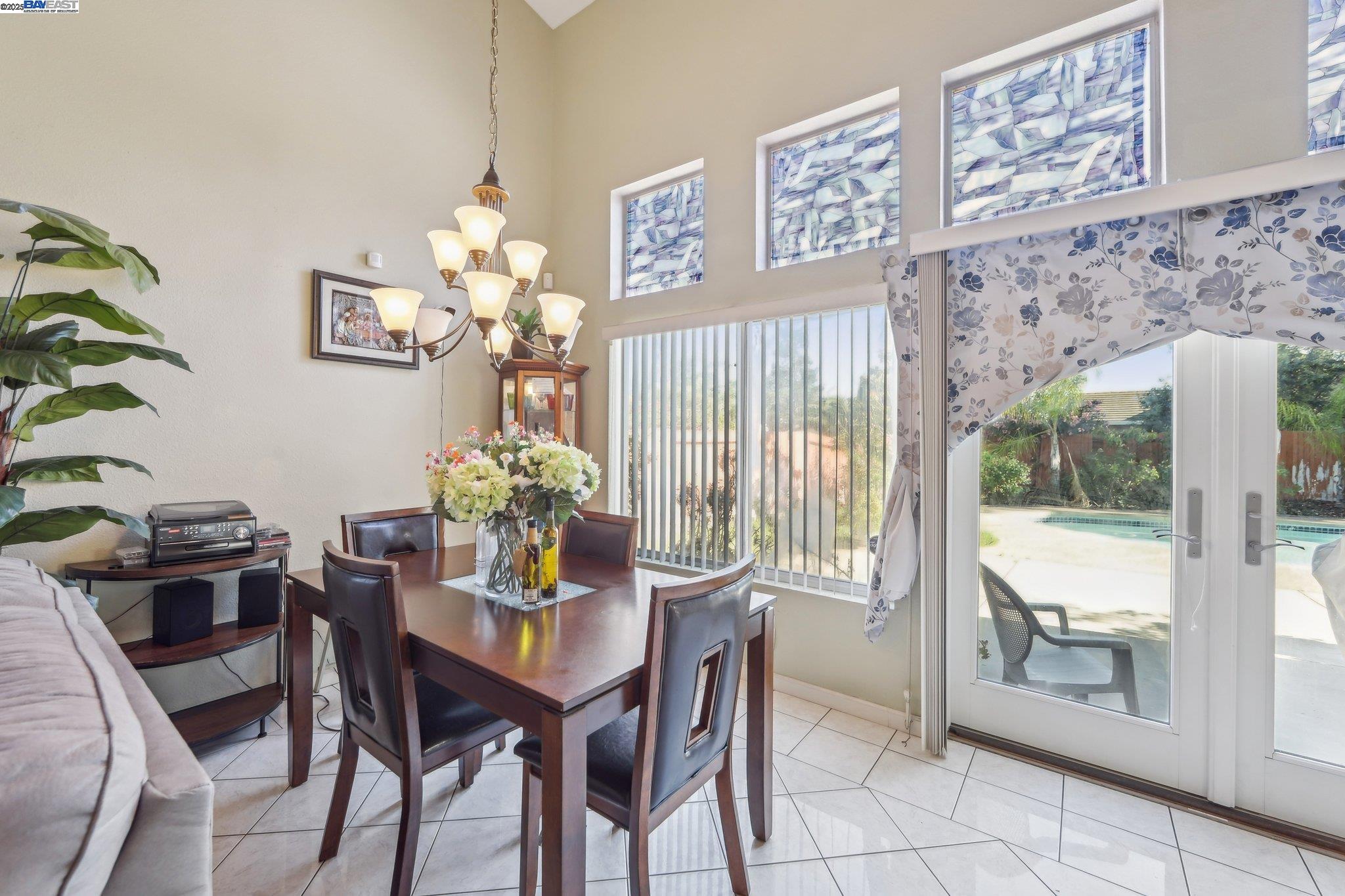 4940 Chaps Ct, Antioch, California 94531, 3 Bedrooms Bedrooms, 7 Rooms Rooms,2 BathroomsBathrooms,Residential,For Sale,4940 Chaps Ct,41098707
