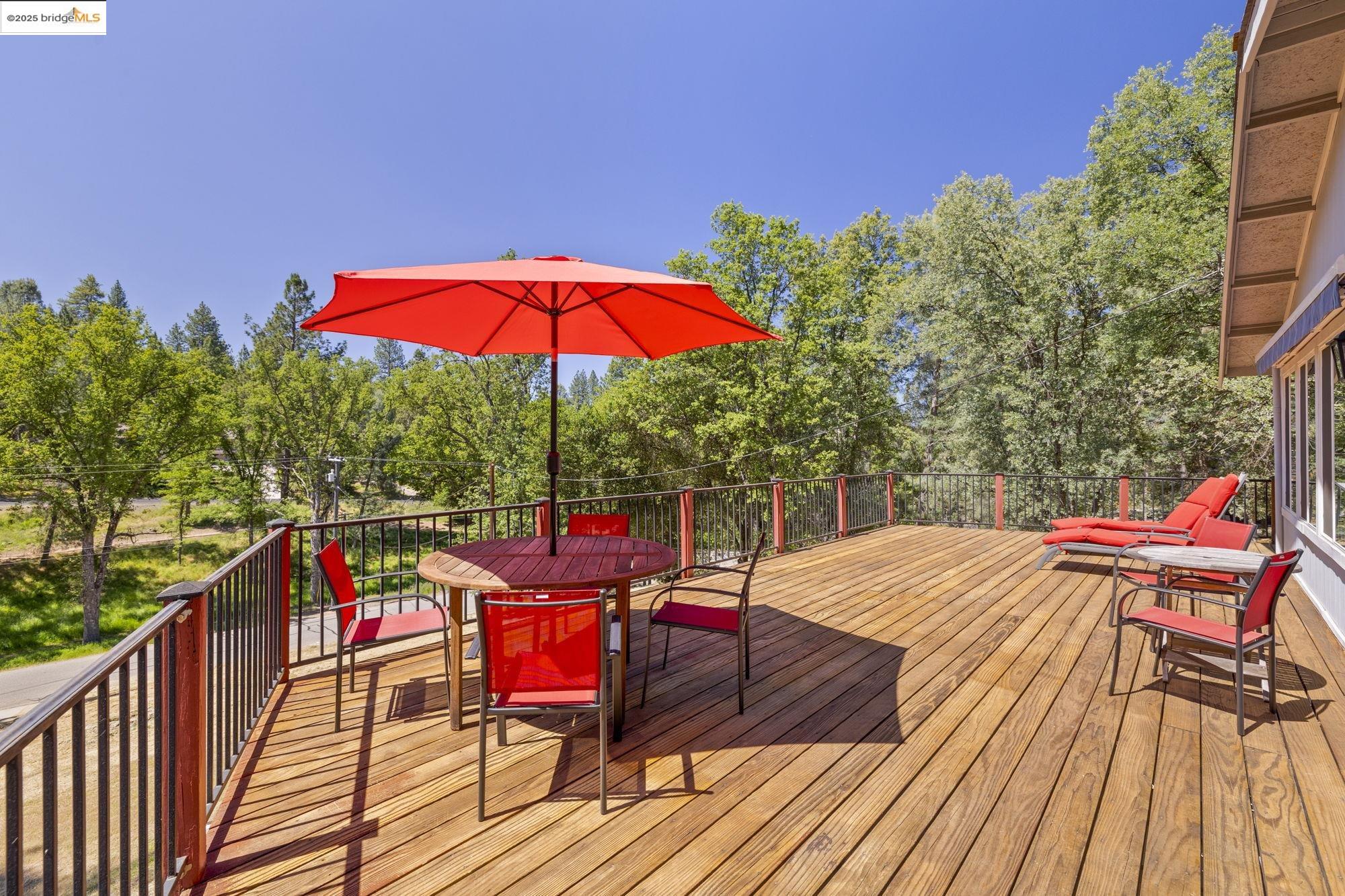 20810 Crescent Way, Groveland, California 95321, 3 Bedrooms Bedrooms, 5 Rooms Rooms,2 BathroomsBathrooms,Residential,For Sale,20810 Crescent Way,41098708