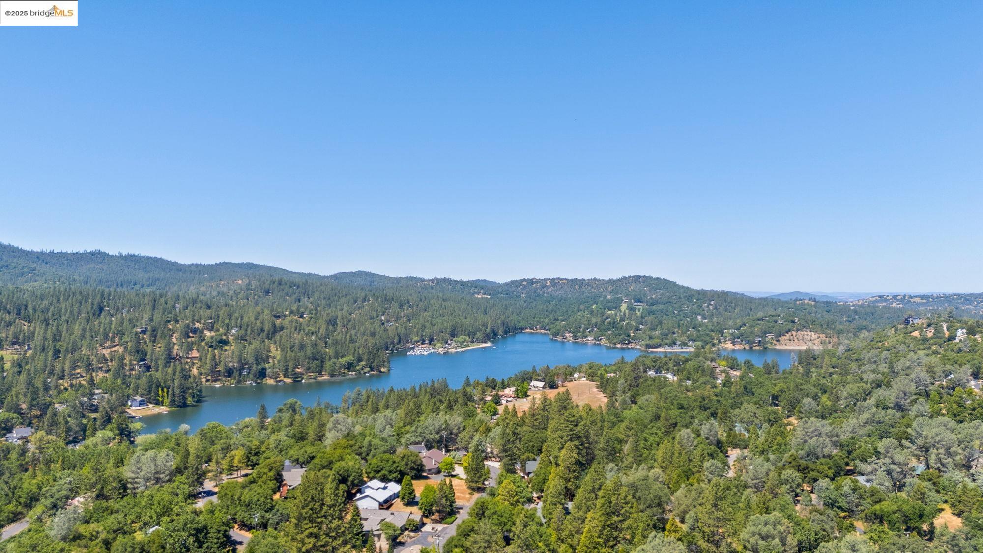 20810 Crescent Way, Groveland, California 95321, 3 Bedrooms Bedrooms, 5 Rooms Rooms,2 BathroomsBathrooms,Residential,For Sale,20810 Crescent Way,41098708