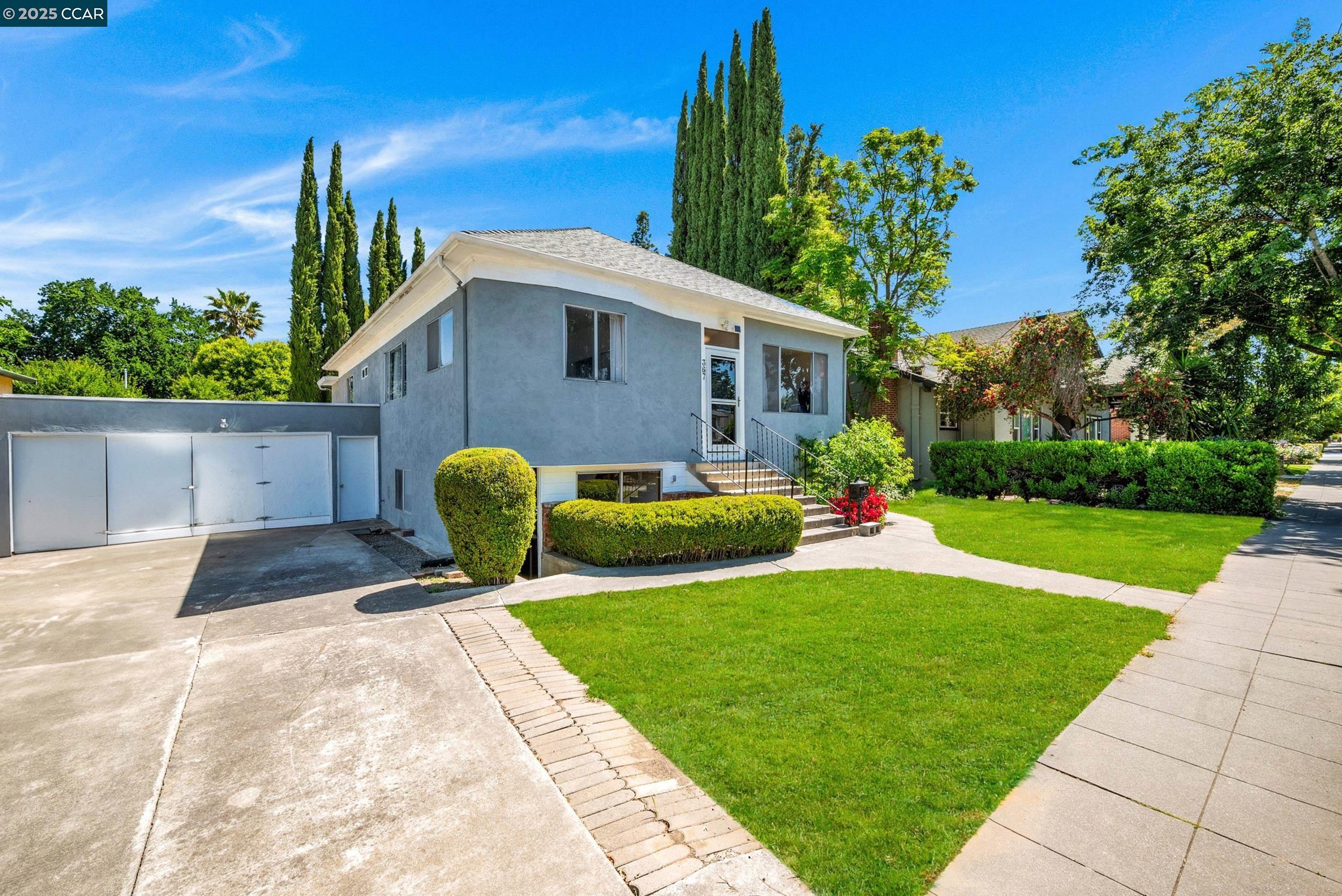 Detail Gallery Image 2 of 47 For 367 Rose Avenue, Pleasanton,  CA 94566 - 3 Beds | 2 Baths
