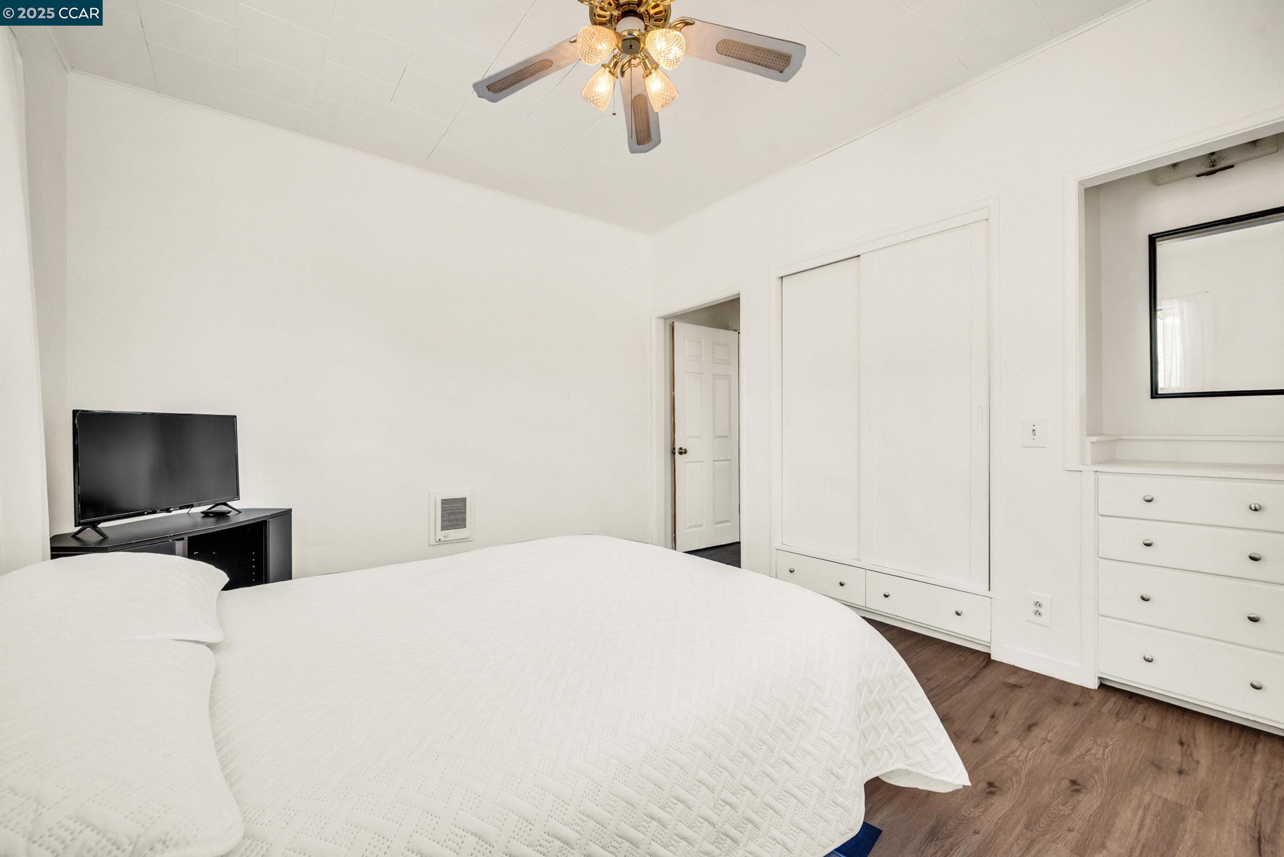 Detail Gallery Image 17 of 47 For 367 Rose Avenue, Pleasanton,  CA 94566 - 3 Beds | 2 Baths