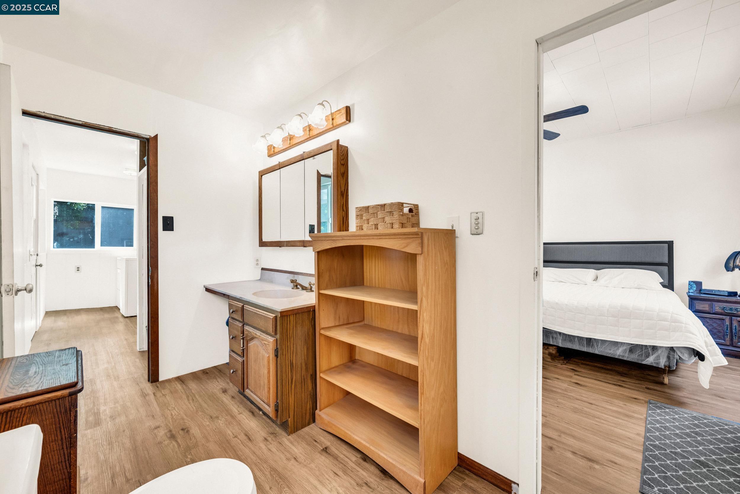 Detail Gallery Image 19 of 47 For 367 Rose Avenue, Pleasanton,  CA 94566 - 3 Beds | 2 Baths