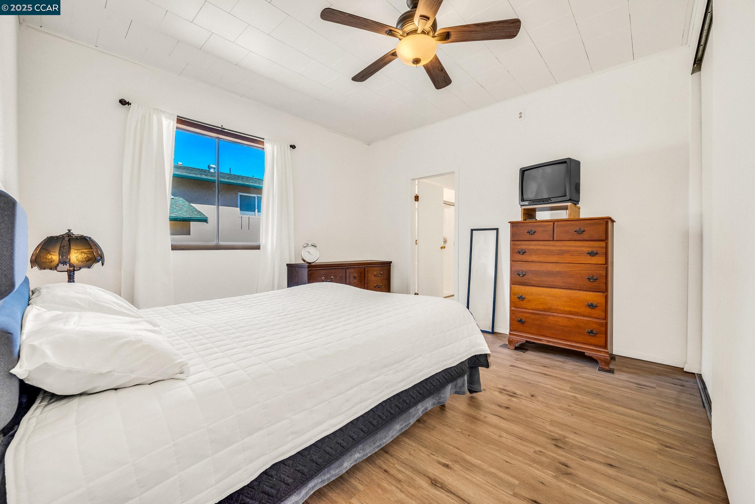 Detail Gallery Image 25 of 47 For 367 Rose Avenue, Pleasanton,  CA 94566 - 3 Beds | 2 Baths