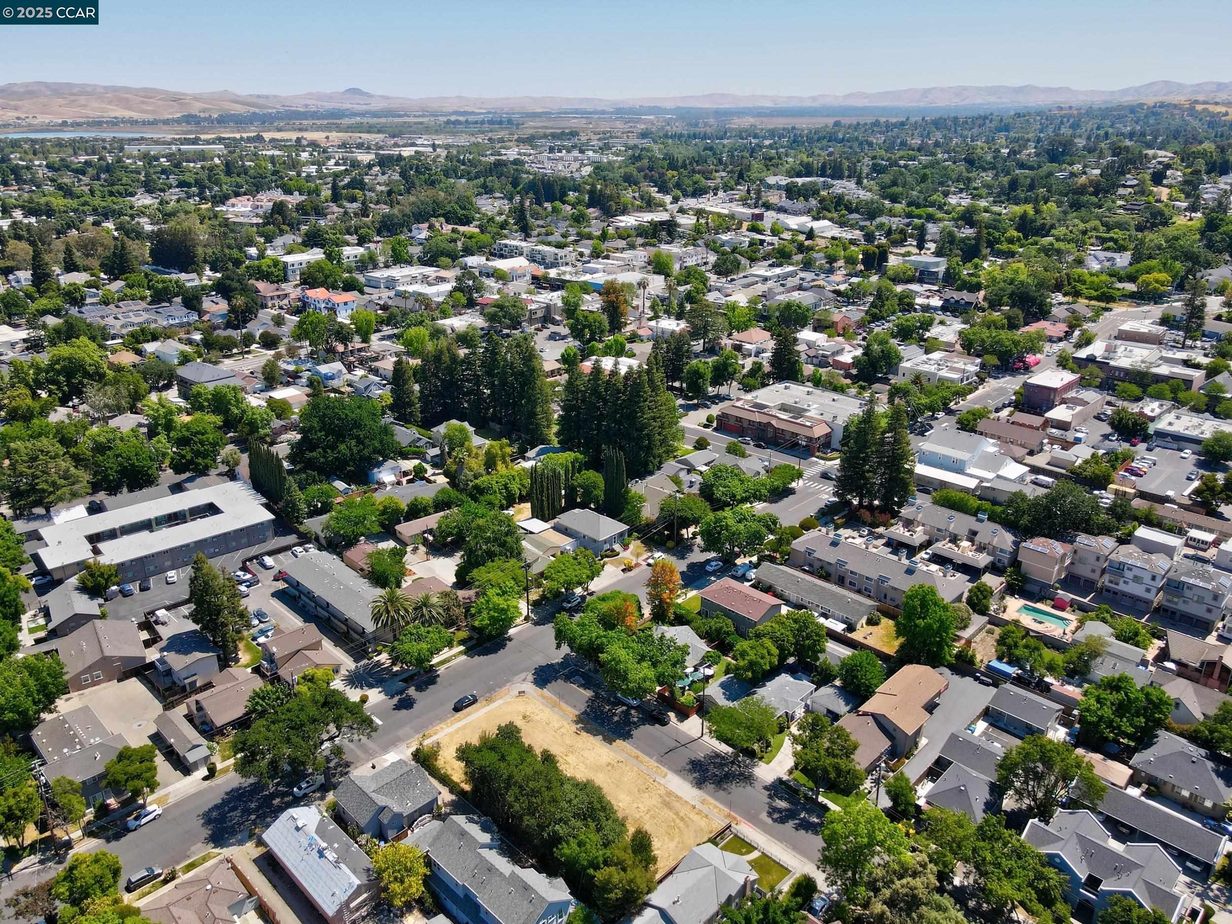 Detail Gallery Image 43 of 47 For 367 Rose Avenue, Pleasanton,  CA 94566 - 3 Beds | 2 Baths