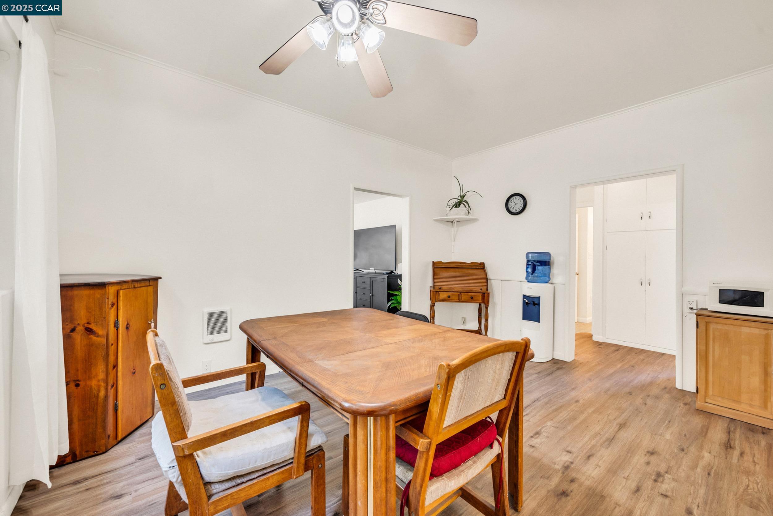 Detail Gallery Image 10 of 47 For 367 Rose Avenue, Pleasanton,  CA 94566 - 3 Beds | 2 Baths
