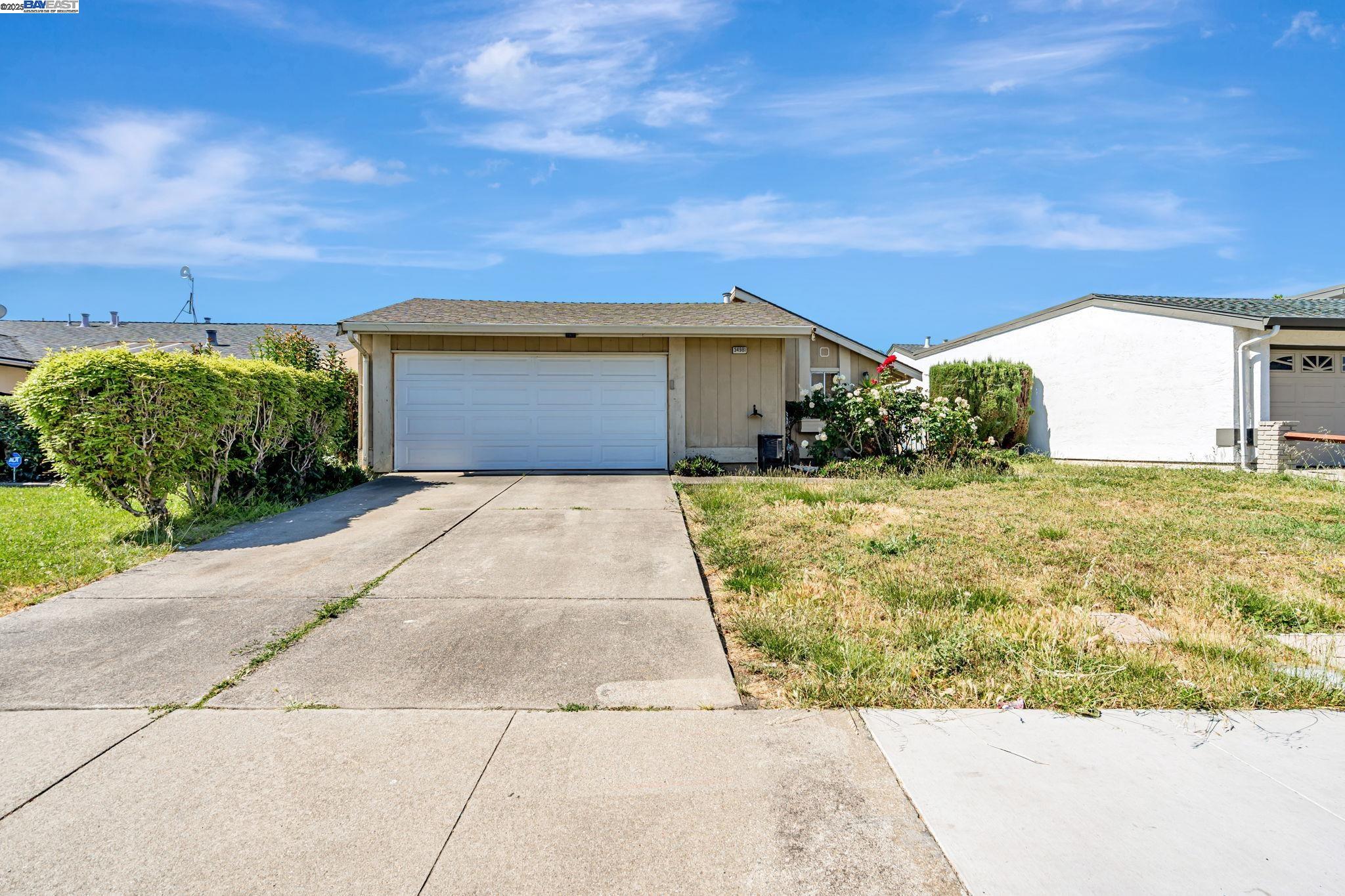 Detail Gallery Image 1 of 1 For 34981 Skylark Dr, Union City,  CA 94587 - 4 Beds | 2 Baths