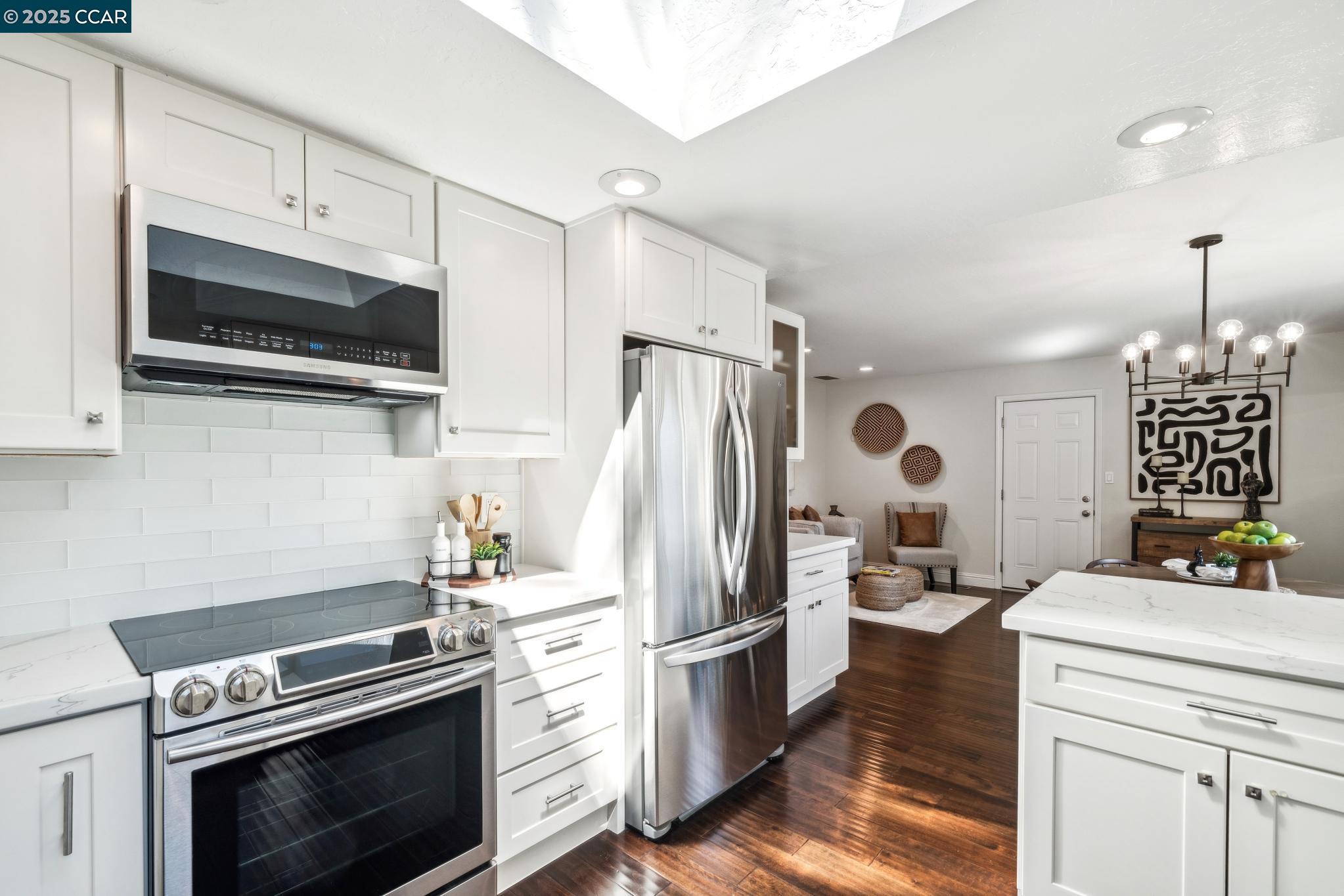2533 Dapplegray Ln, Walnut Creek, California 94596, 3 Bedrooms Bedrooms, 7 Rooms Rooms,2 BathroomsBathrooms,Residential,For Sale,2533 Dapplegray Ln,41098711