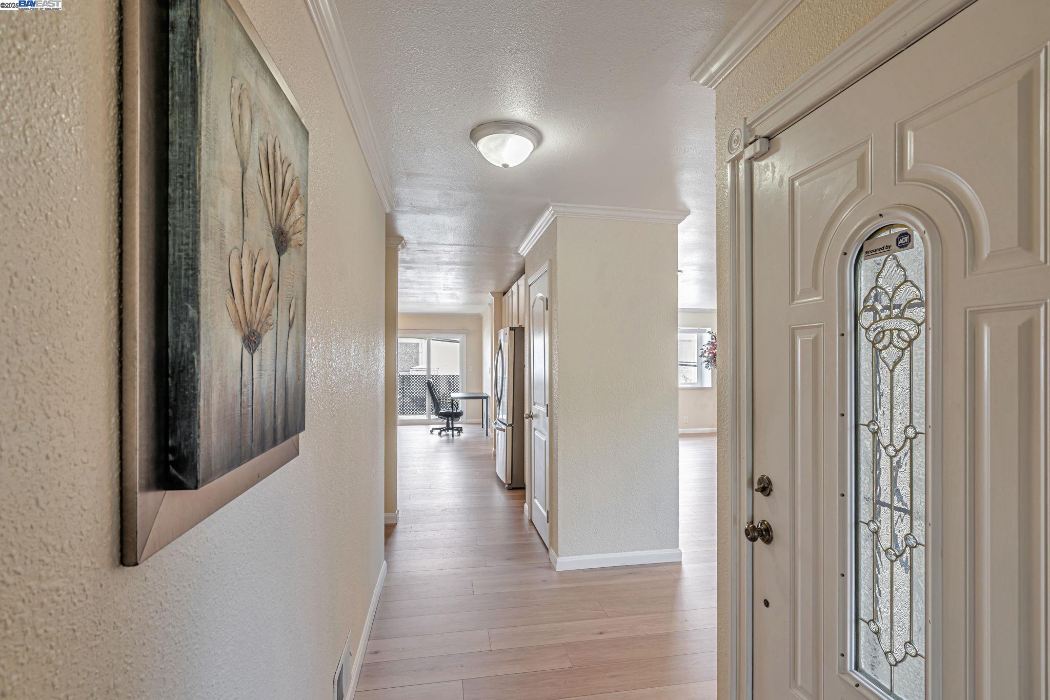 Detail Gallery Image 1 of 42 For 14015 Doolittle Drive, San Leandro,  CA 94577 - 2 Beds | 2 Baths