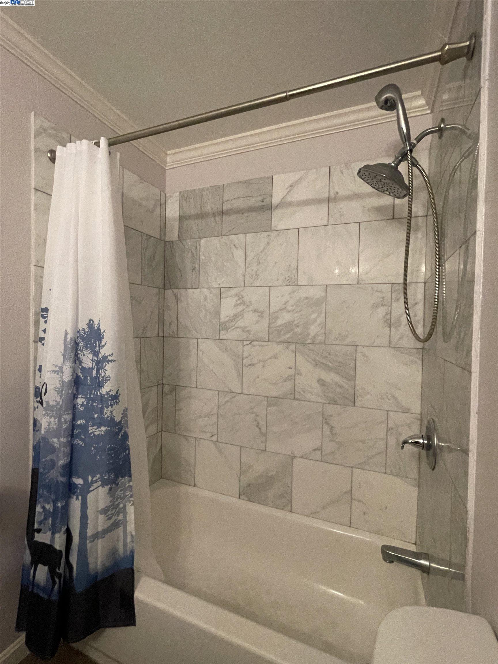 Detail Gallery Image 15 of 42 For 14015 Doolittle Drive, San Leandro,  CA 94577 - 2 Beds | 2 Baths