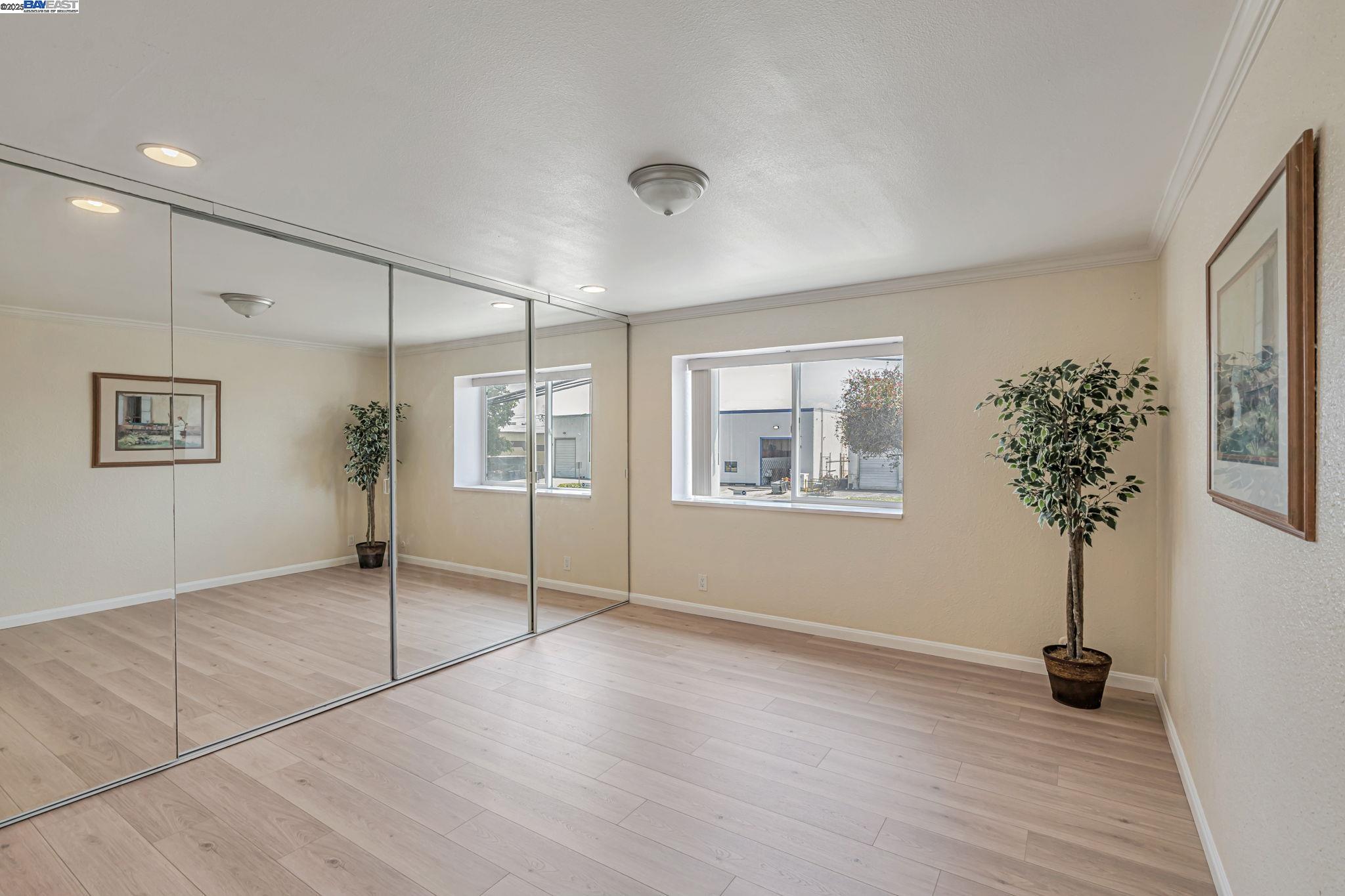 Detail Gallery Image 19 of 42 For 14015 Doolittle Drive, San Leandro,  CA 94577 - 2 Beds | 2 Baths