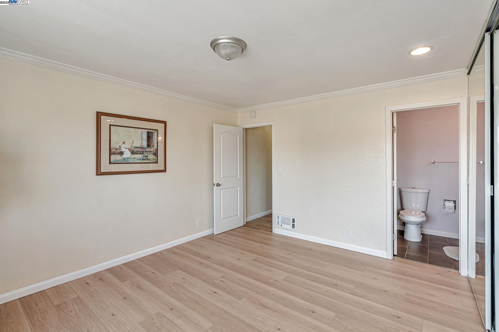 Detail Gallery Image 20 of 42 For 14015 Doolittle Drive, San Leandro,  CA 94577 - 2 Beds | 2 Baths