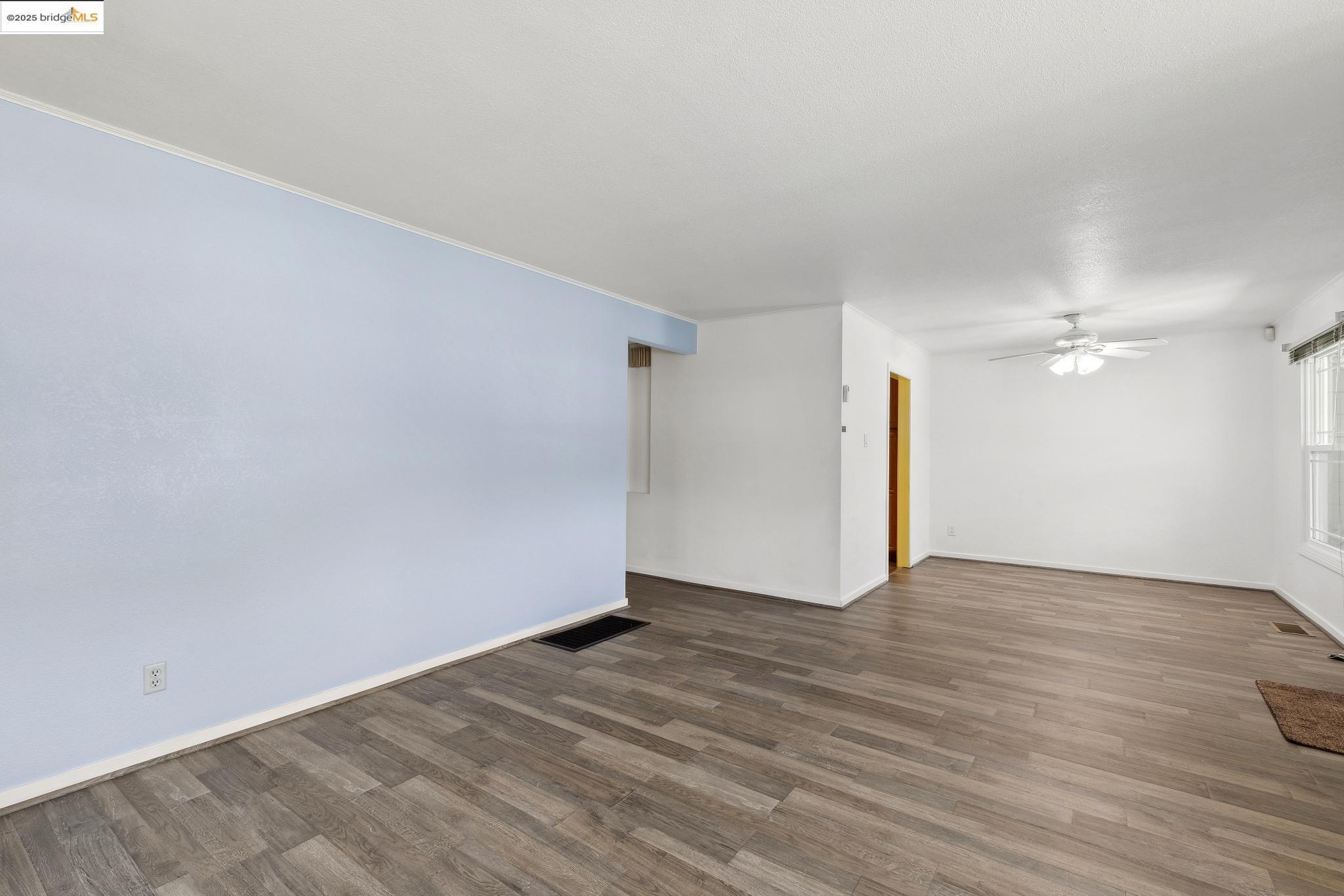 Detail Gallery Image 19 of 51 For 527 Capistrano Dr, Oakland,  CA 94603 - 3 Beds | 1 Baths