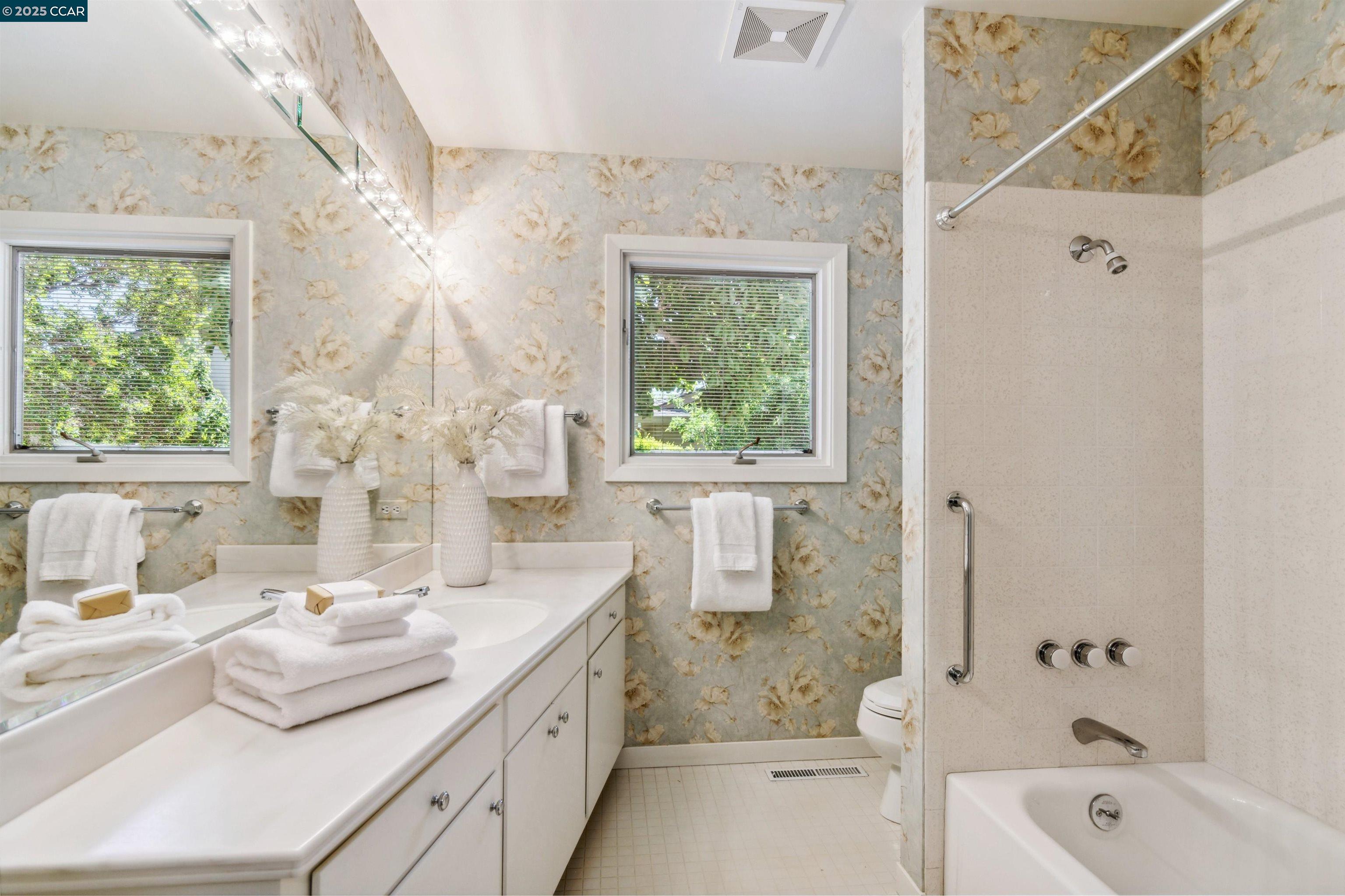 Detail Gallery Image 20 of 26 For 107 via Mantilla, Walnut Creek,  CA 94598 - 3 Beds | 2 Baths
