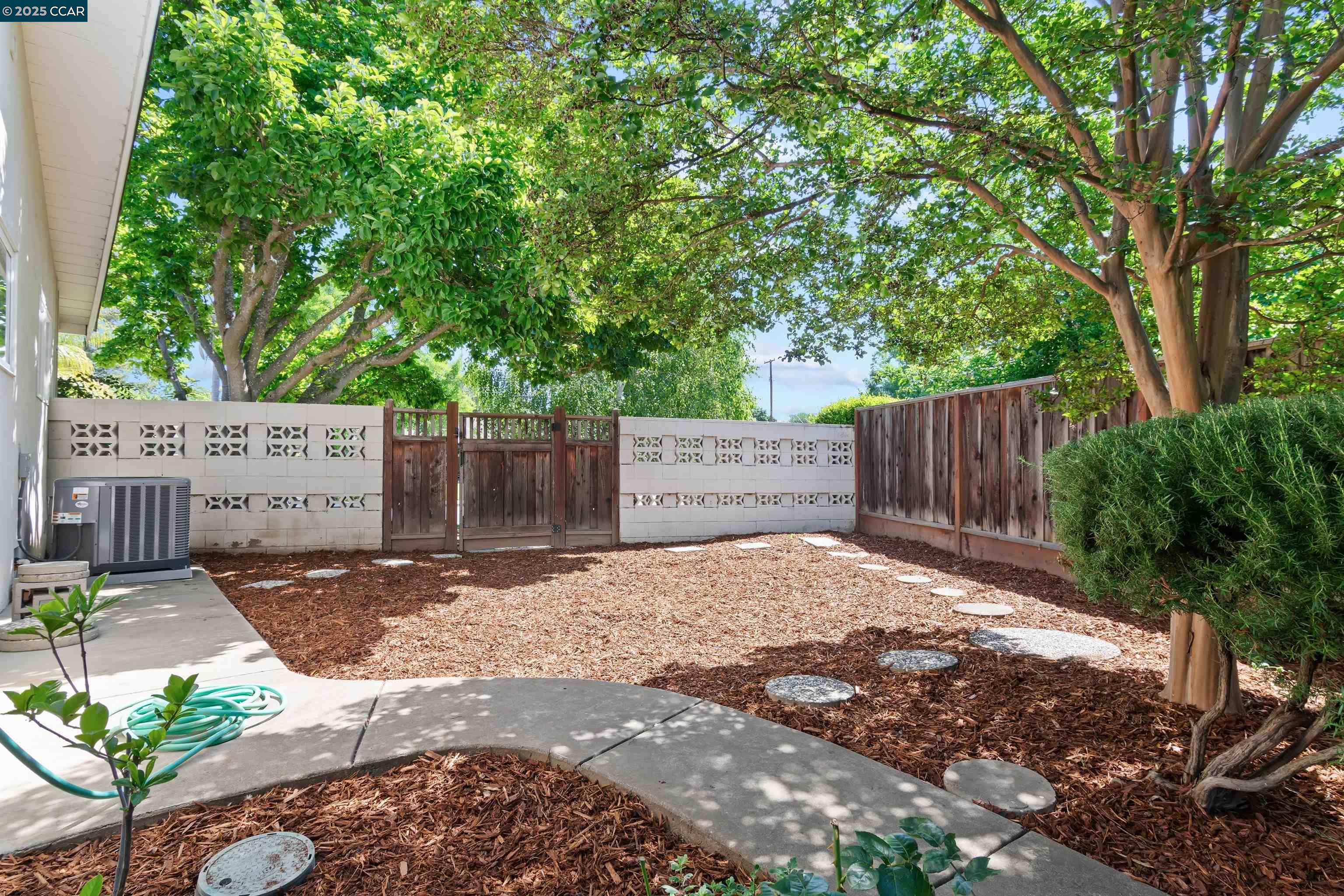 Detail Gallery Image 26 of 26 For 107 via Mantilla, Walnut Creek,  CA 94598 - 3 Beds | 2 Baths