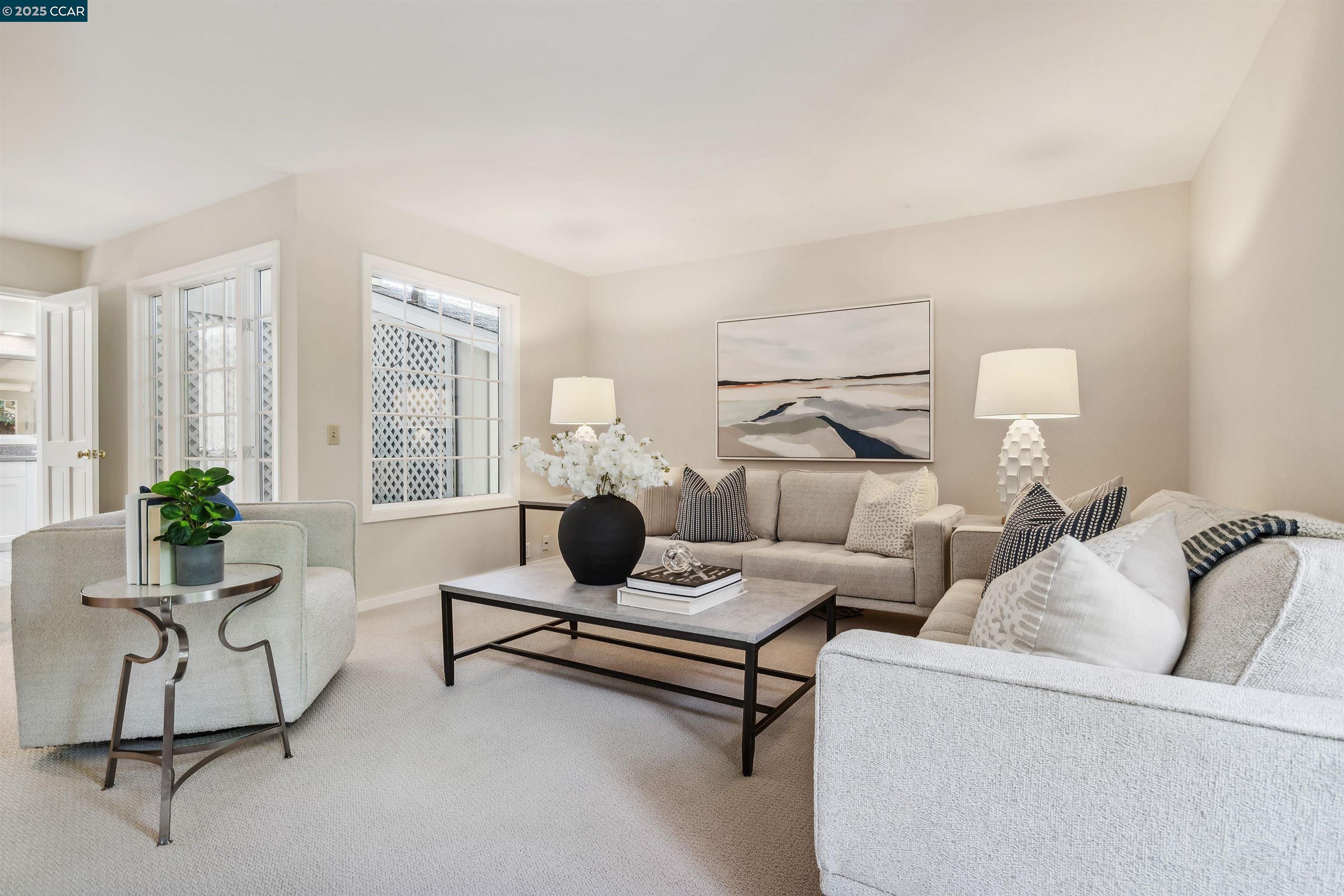 Detail Gallery Image 7 of 26 For 107 via Mantilla, Walnut Creek,  CA 94598 - 3 Beds | 2 Baths