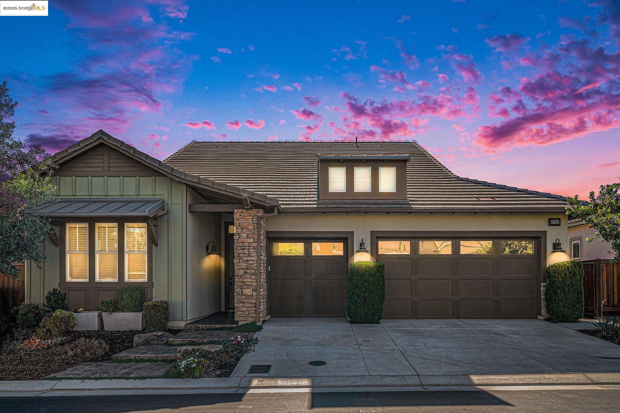 Detail Gallery Image 1 of 30 For 1741 Veneto Ln, Brentwood,  CA 94513 - 2 Beds | 2/1 Baths
