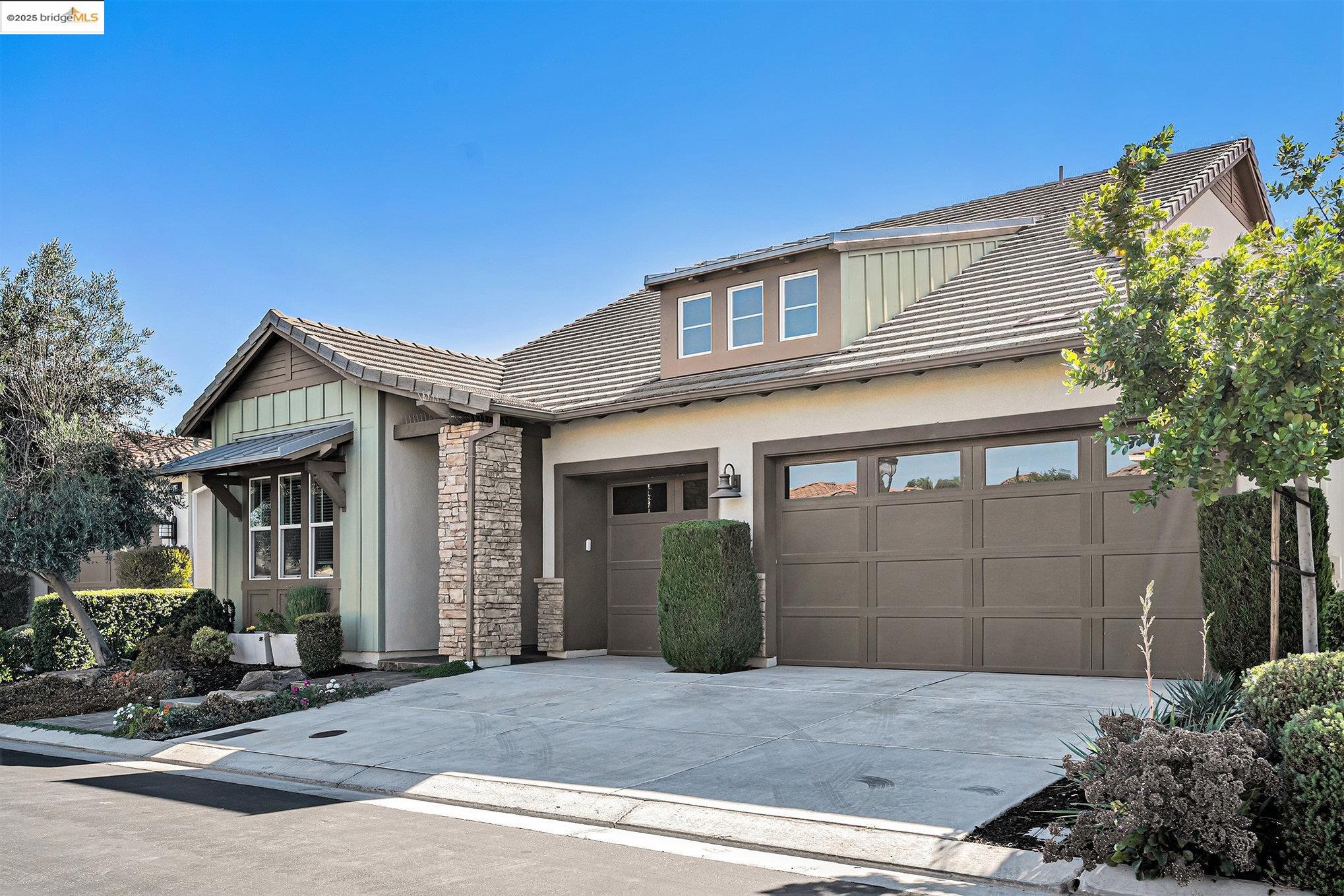 Detail Gallery Image 4 of 30 For 1741 Veneto Ln, Brentwood,  CA 94513 - 2 Beds | 2/1 Baths