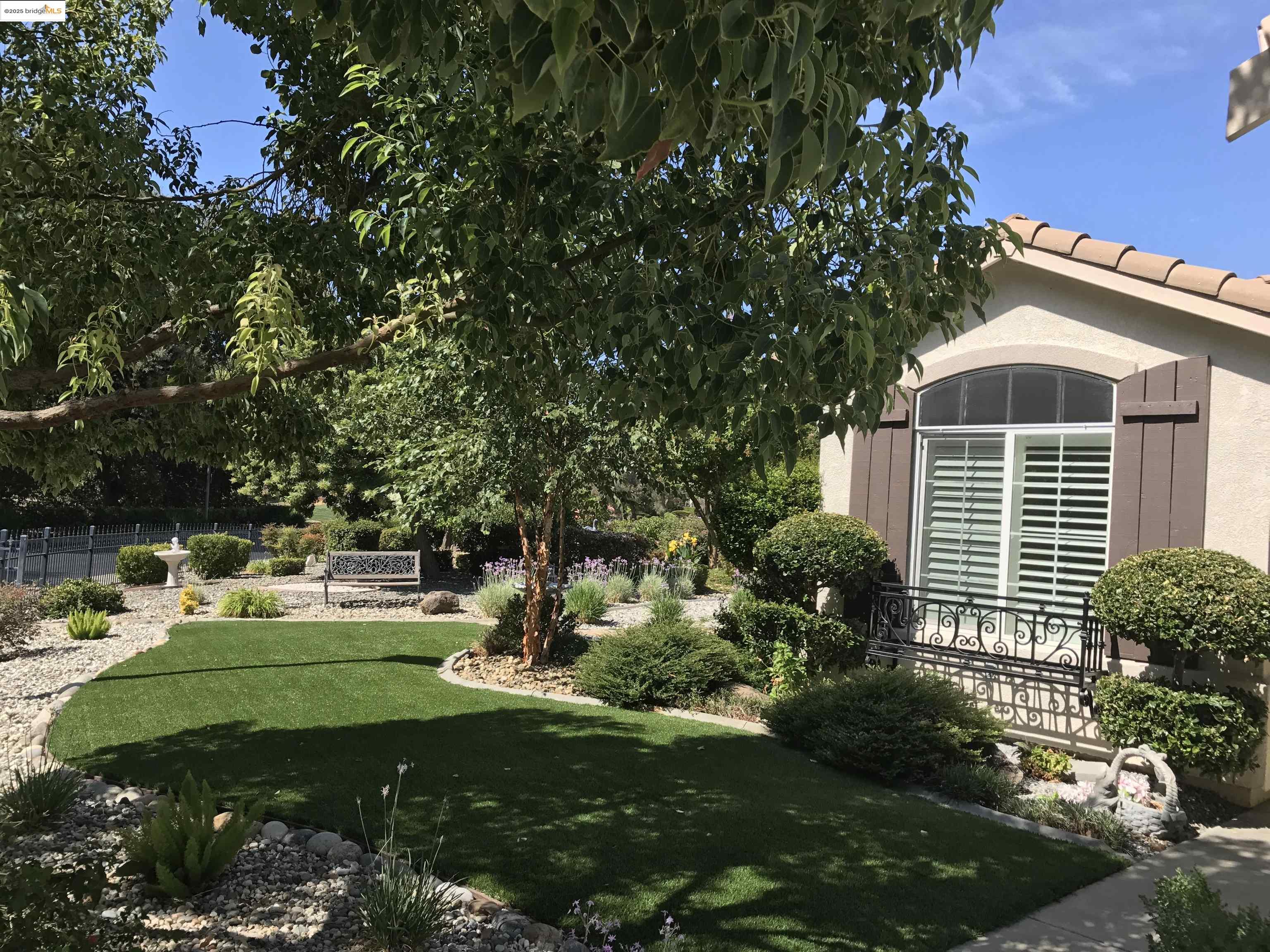 Detail Gallery Image 1 of 1 For 639 Pomona Dr, Brentwood,  CA 94513 - 2 Beds | 2 Baths