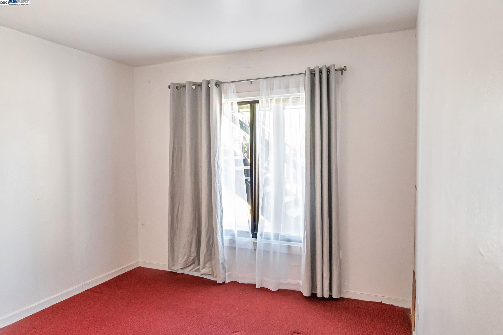 Detail Gallery Image 15 of 34 For 24443 Marie Dr, Hayward,  CA 94542 - 3 Beds | 2 Baths