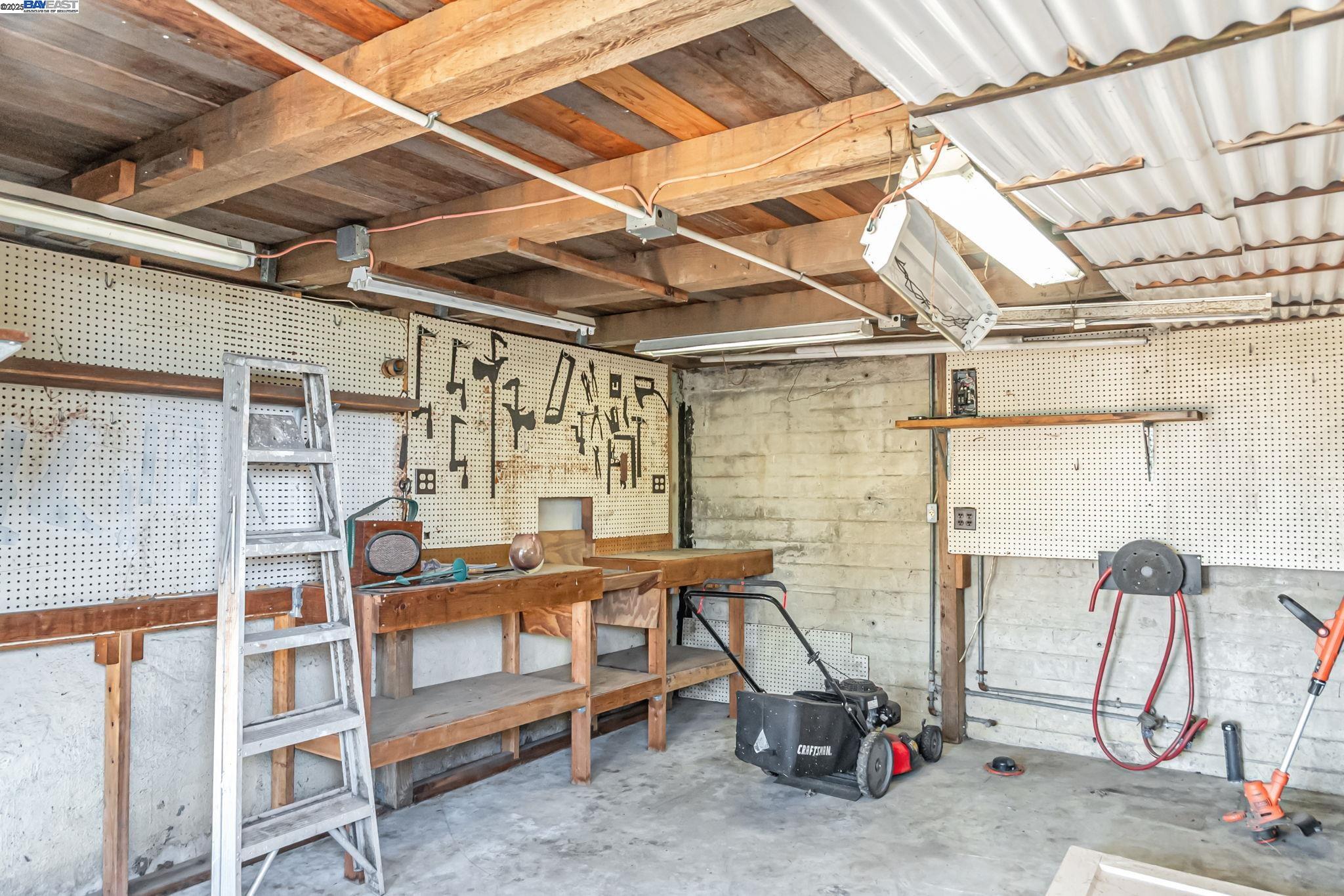 Detail Gallery Image 26 of 34 For 24443 Marie Dr, Hayward,  CA 94542 - 3 Beds | 2 Baths