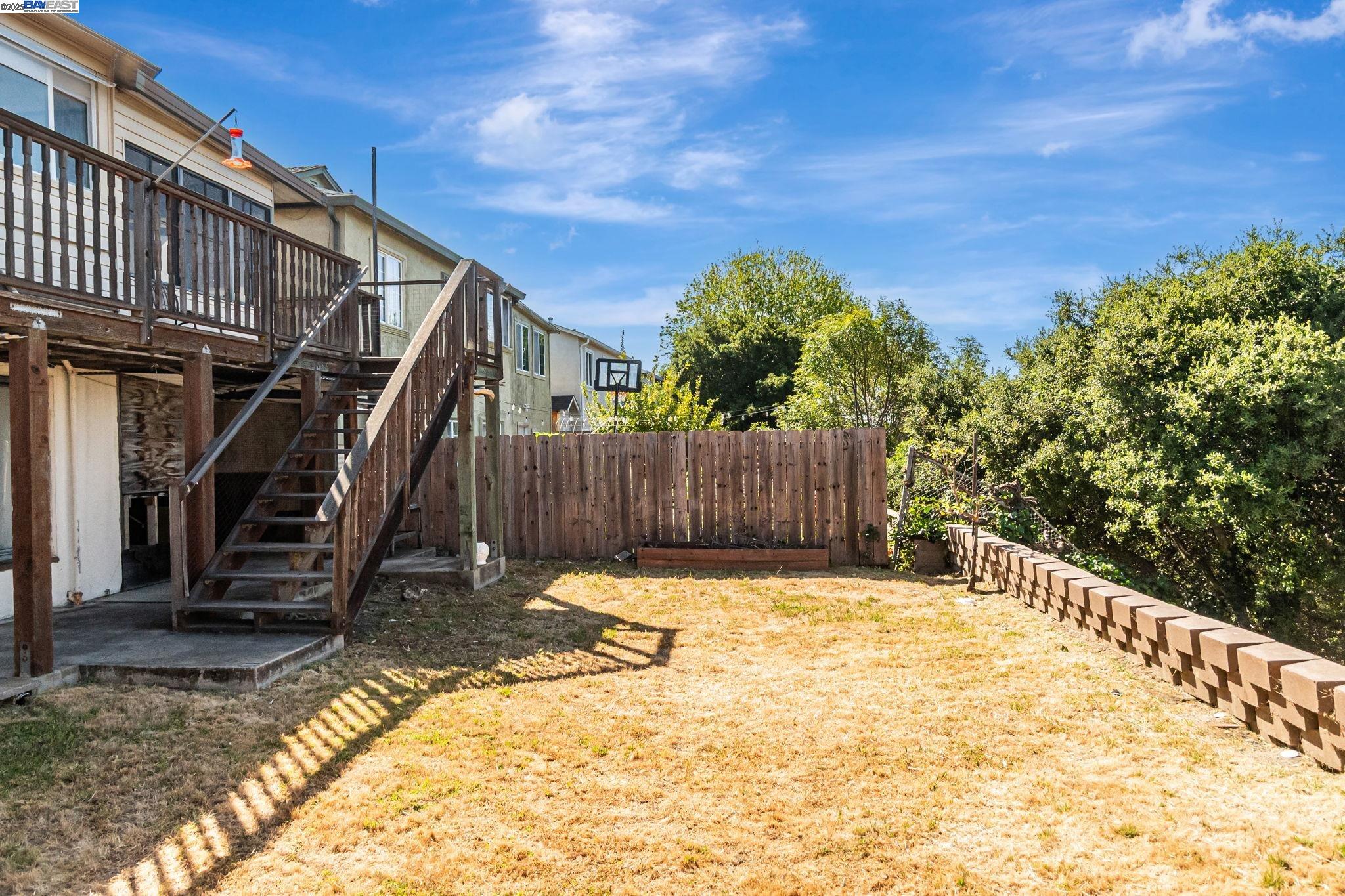 Detail Gallery Image 32 of 34 For 24443 Marie Dr, Hayward,  CA 94542 - 3 Beds | 2 Baths
