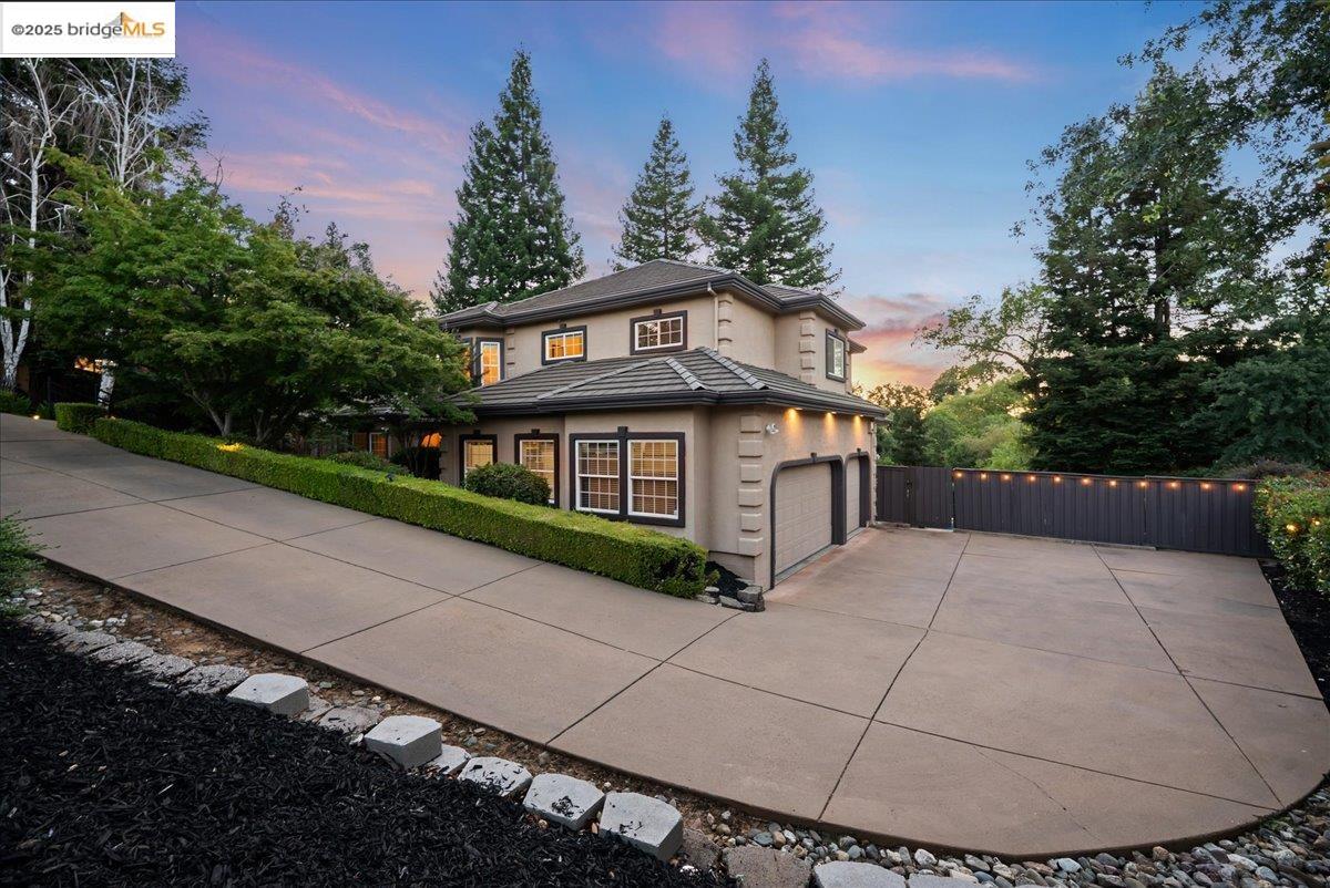 Detail Gallery Image 3 of 60 For 106 Black Powder Cir, Folsom,  CA 95630 - 5 Beds | 3 Baths