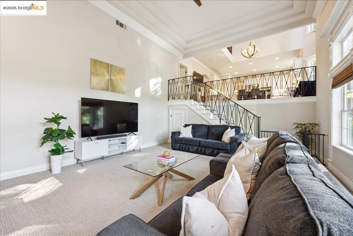 Detail Gallery Image 26 of 60 For 106 Black Powder Cir, Folsom,  CA 95630 - 5 Beds | 3 Baths