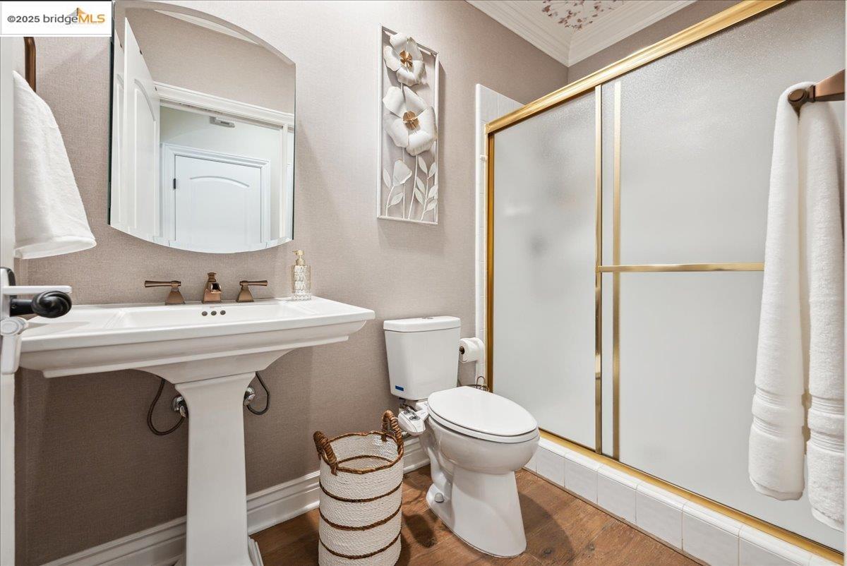 Detail Gallery Image 29 of 60 For 106 Black Powder Cir, Folsom,  CA 95630 - 5 Beds | 3 Baths