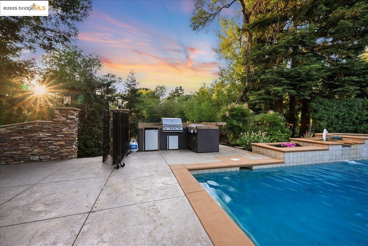 Detail Gallery Image 47 of 60 For 106 Black Powder Cir, Folsom,  CA 95630 - 5 Beds | 3 Baths