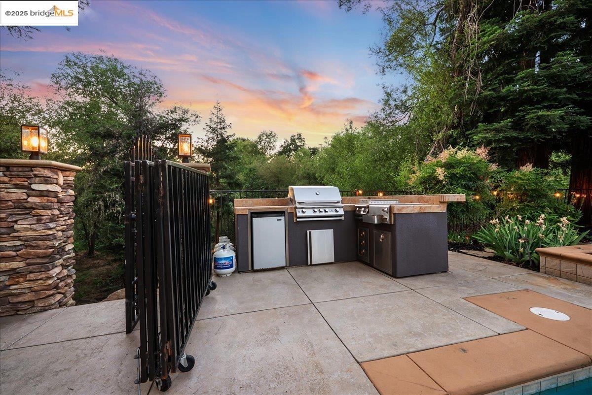 Detail Gallery Image 52 of 60 For 106 Black Powder Cir, Folsom,  CA 95630 - 5 Beds | 3 Baths