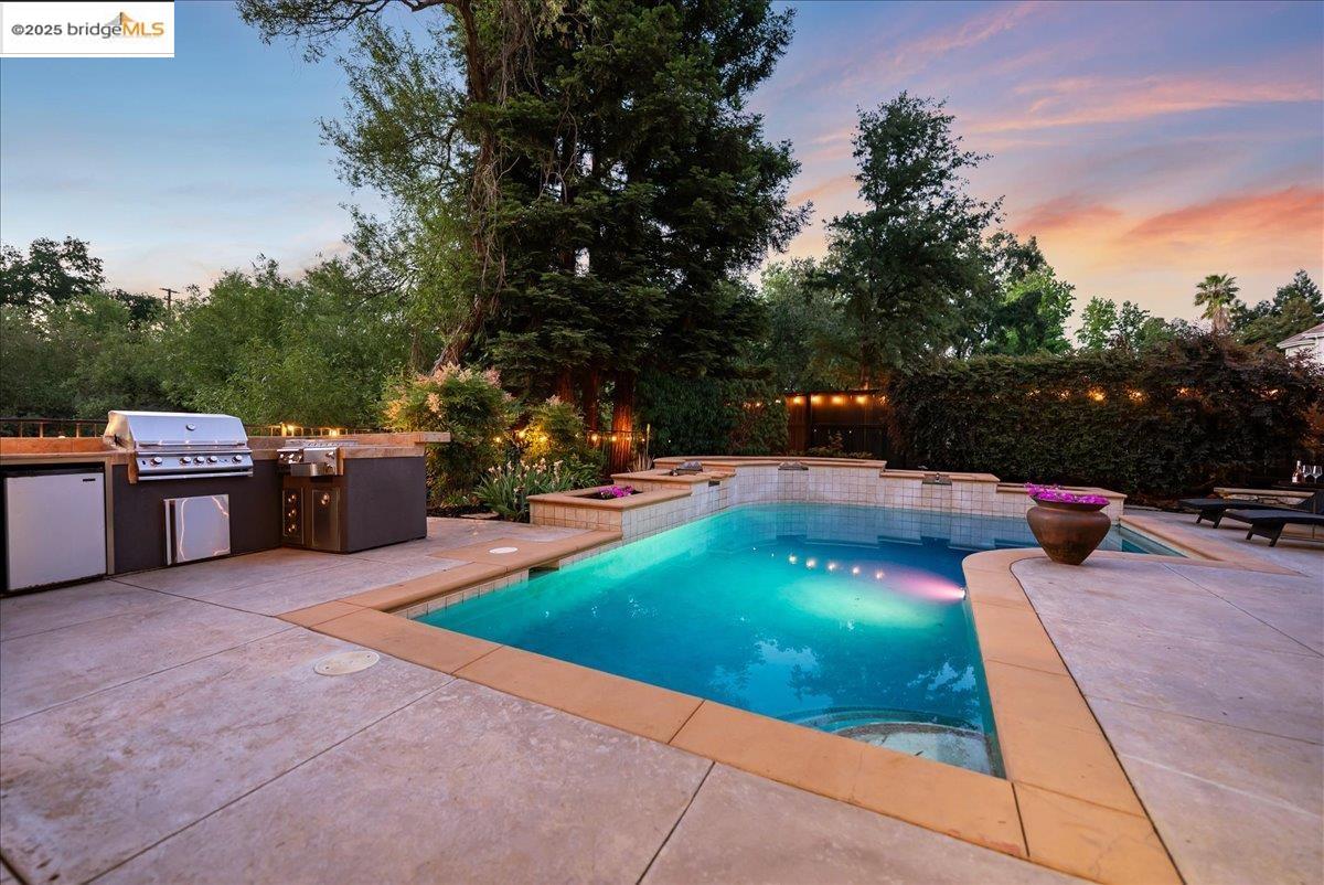Detail Gallery Image 55 of 60 For 106 Black Powder Cir, Folsom,  CA 95630 - 5 Beds | 3 Baths