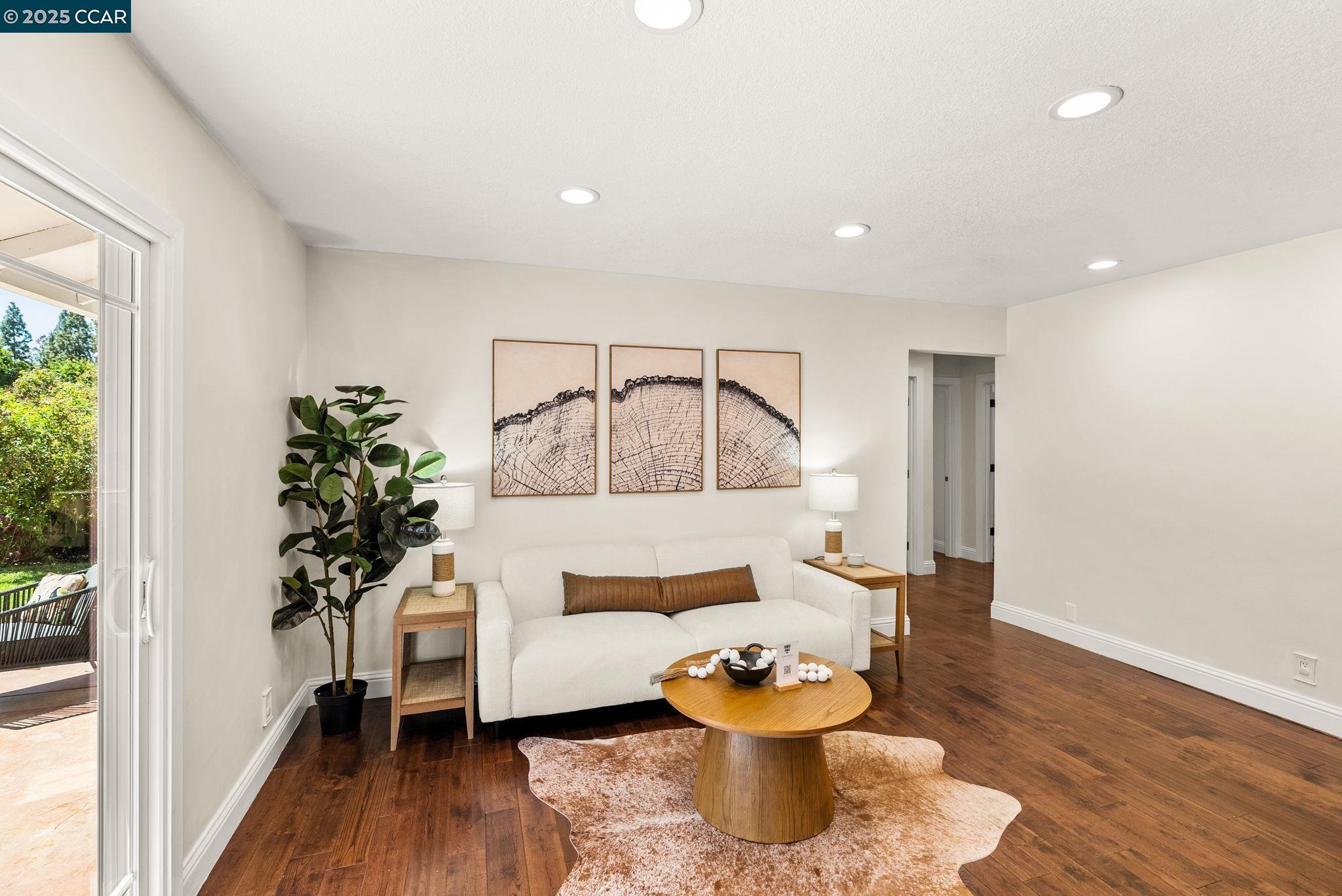 Detail Gallery Image 20 of 48 For 1925 Burnside Ct, Concord,  CA 94521 - 3 Beds | 2/1 Baths