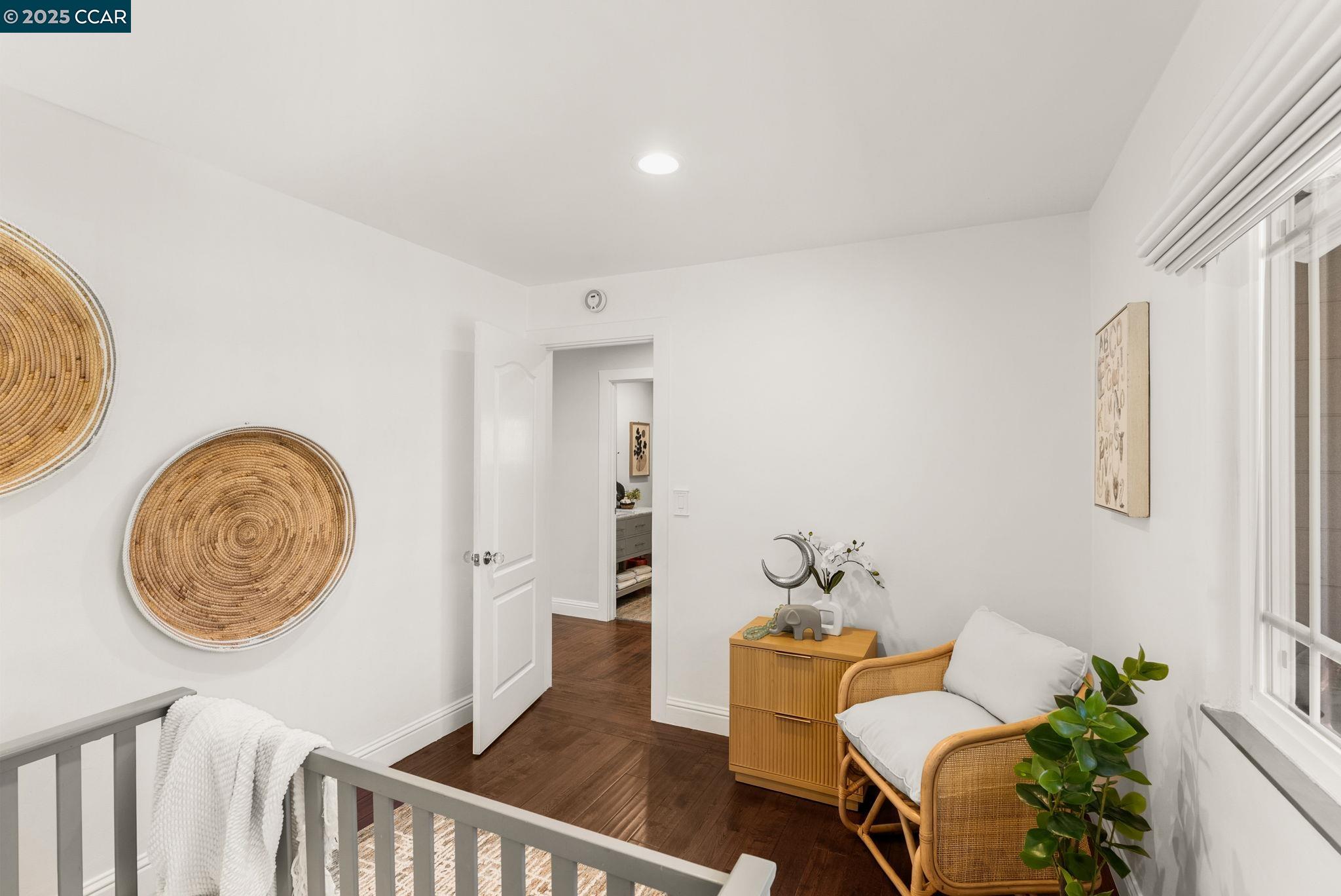 Detail Gallery Image 22 of 48 For 1925 Burnside Ct, Concord,  CA 94521 - 3 Beds | 2/1 Baths