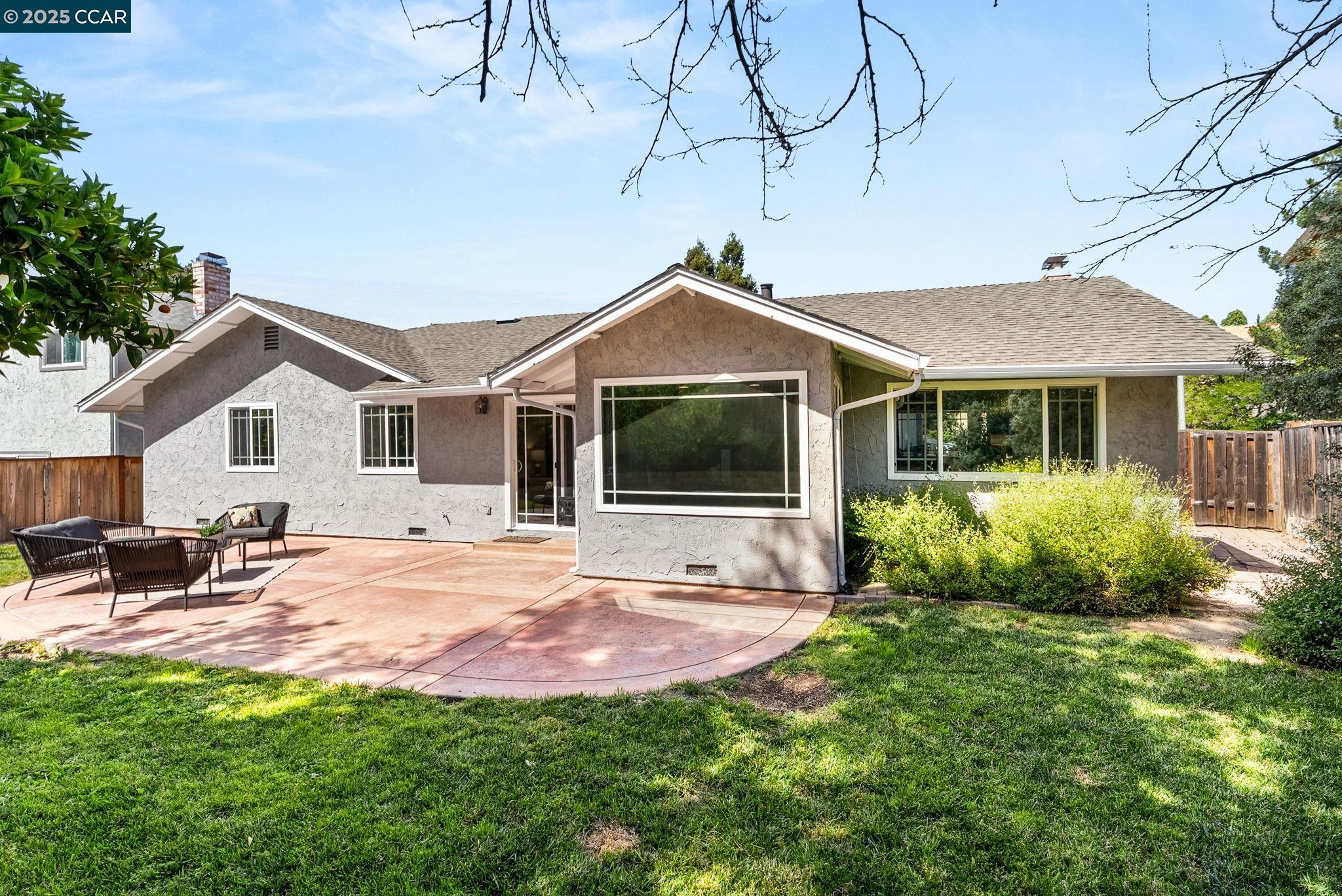 Detail Gallery Image 41 of 48 For 1925 Burnside Ct, Concord,  CA 94521 - 3 Beds | 2/1 Baths