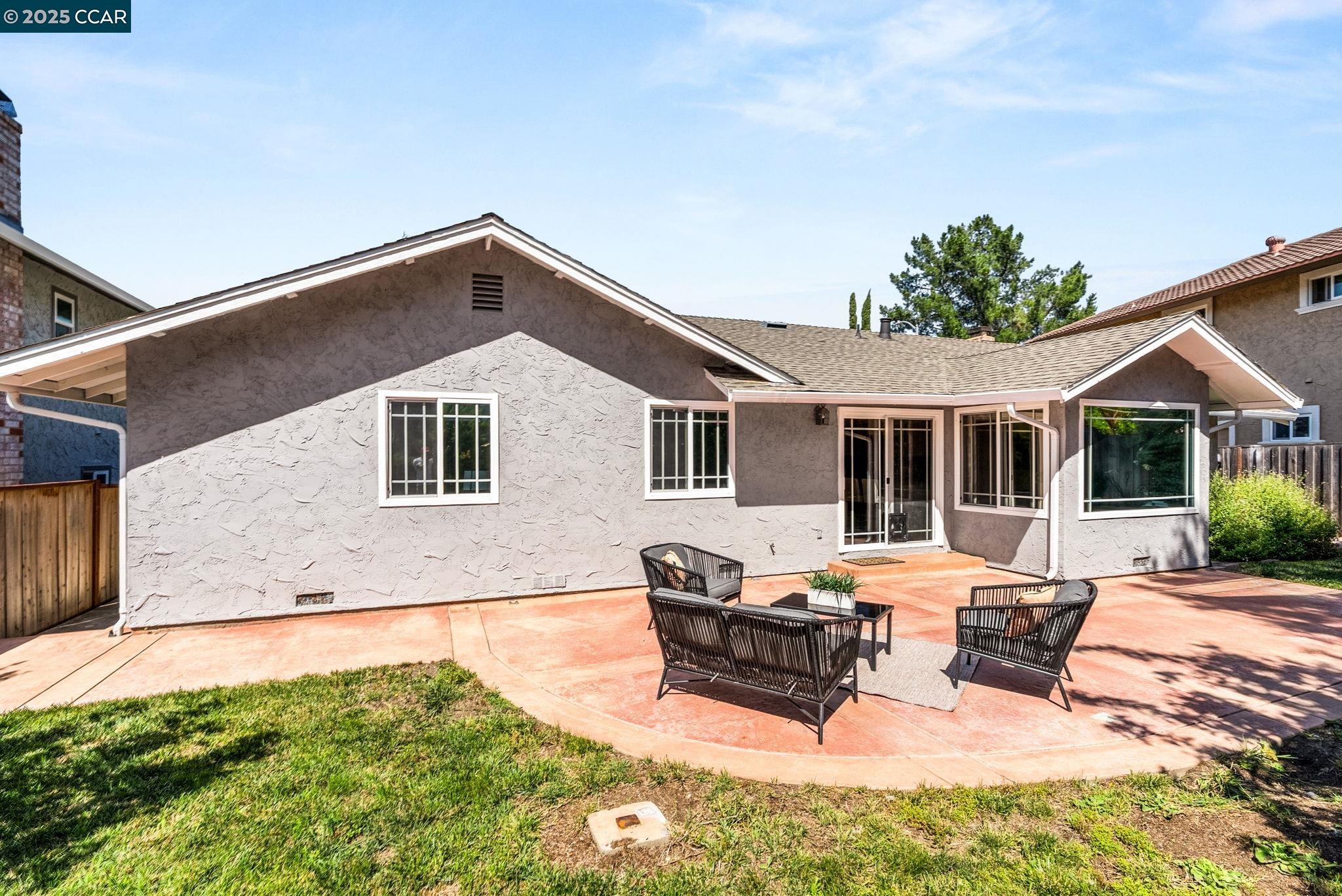 Detail Gallery Image 44 of 48 For 1925 Burnside Ct, Concord,  CA 94521 - 3 Beds | 2/1 Baths