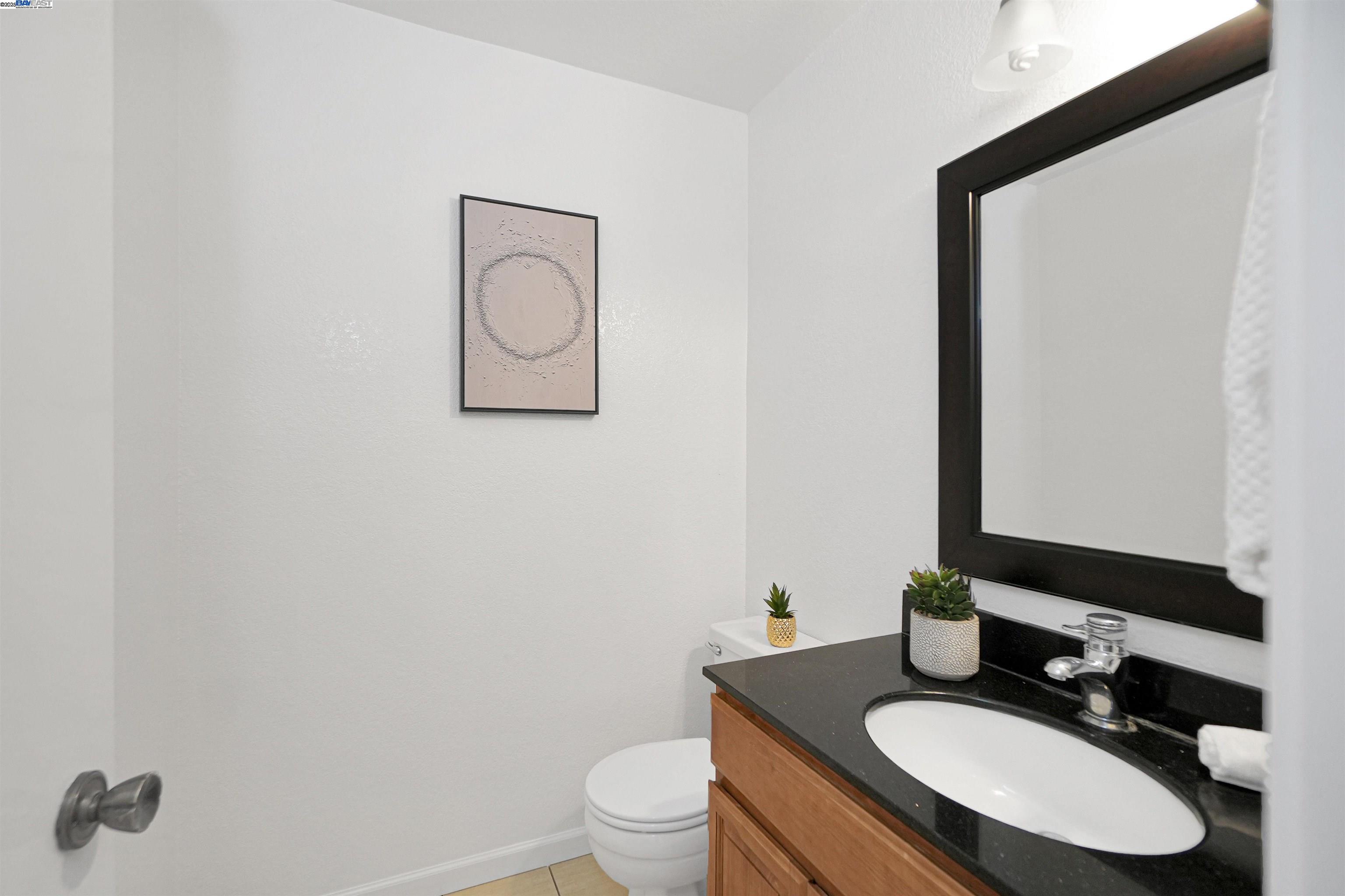 Detail Gallery Image 13 of 42 For 4774 Canvasback Cmn, Fremont,  CA 94555 - 3 Beds | 2/1 Baths