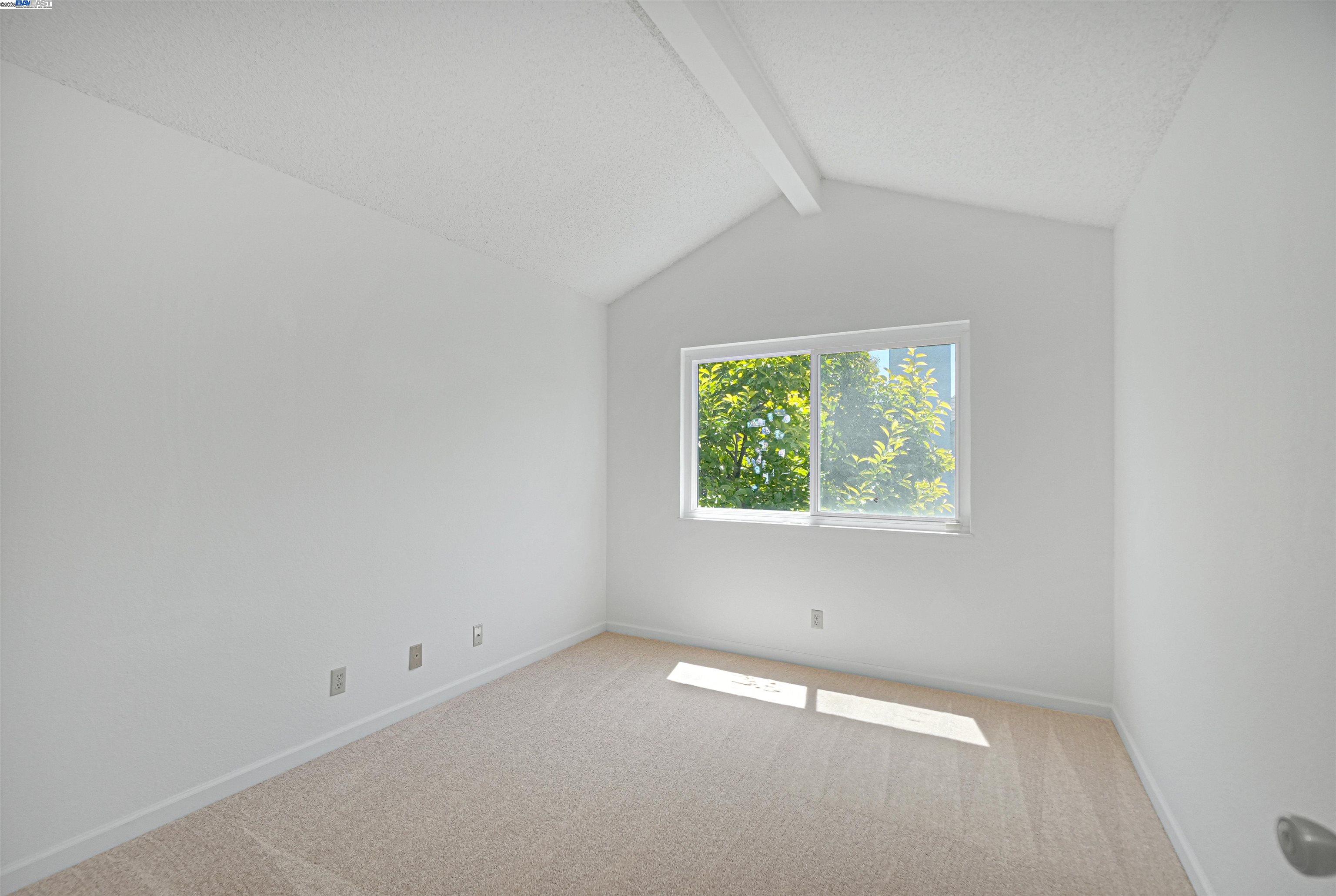 Detail Gallery Image 24 of 42 For 4774 Canvasback Cmn, Fremont,  CA 94555 - 3 Beds | 2/1 Baths