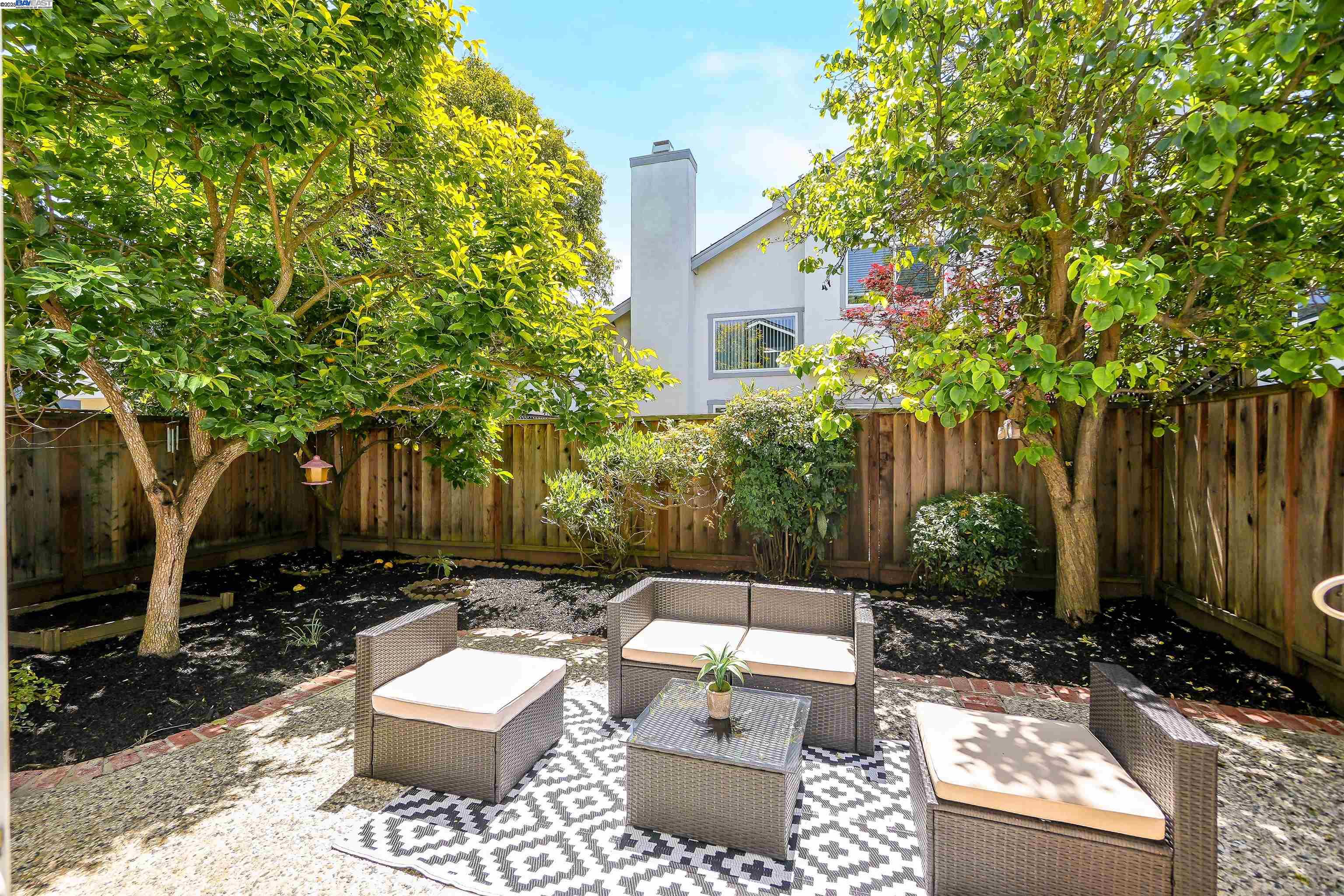 Detail Gallery Image 28 of 42 For 4774 Canvasback Cmn, Fremont,  CA 94555 - 3 Beds | 2/1 Baths