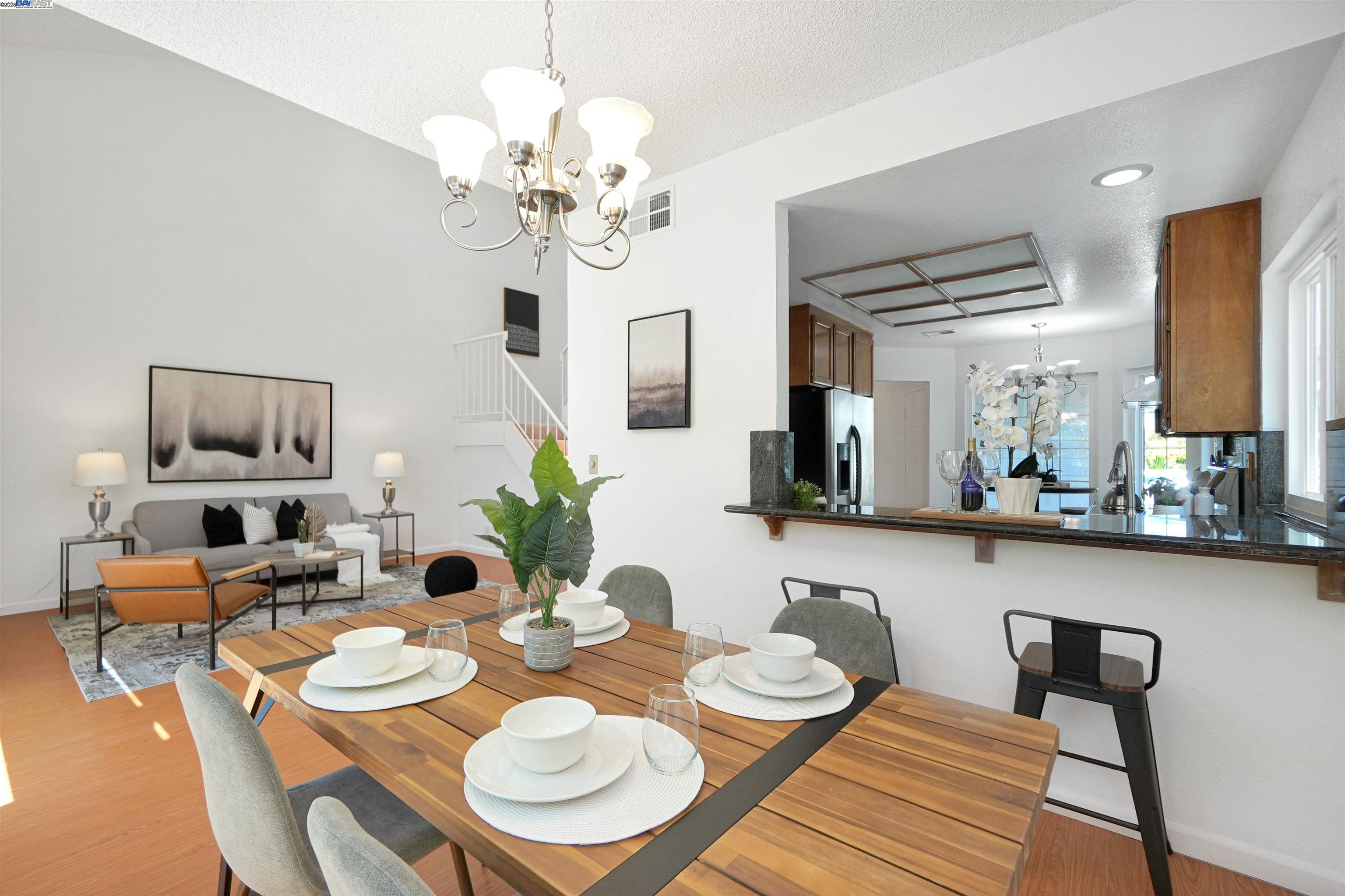 Detail Gallery Image 8 of 42 For 4774 Canvasback Cmn, Fremont,  CA 94555 - 3 Beds | 2/1 Baths