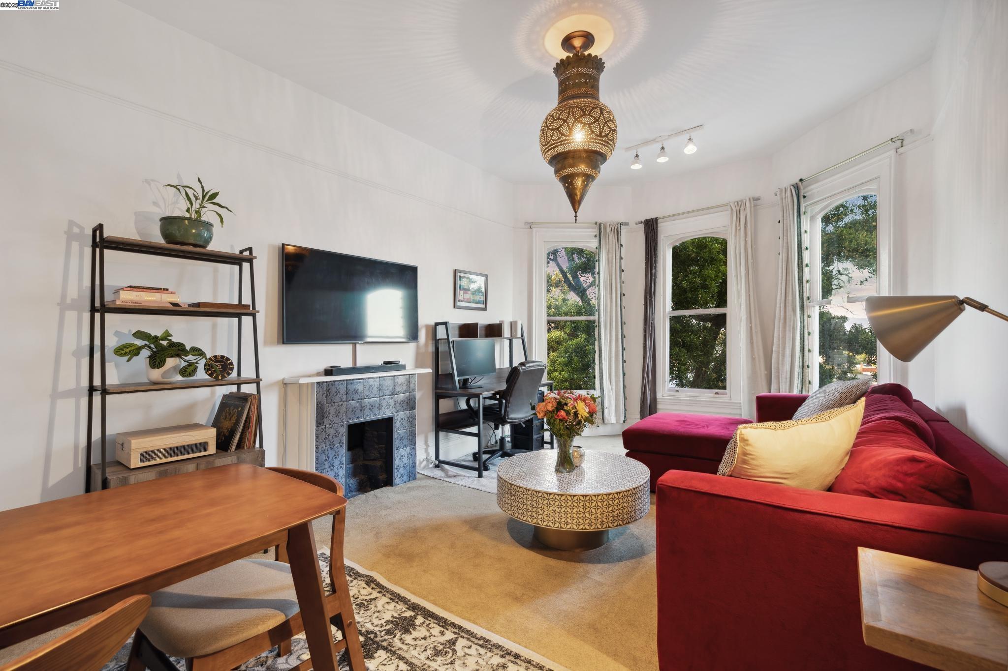 Detail Gallery Image 3 of 15 For 2214 E 27th Street, Oakland,  CA 94606 - – Beds | – Baths