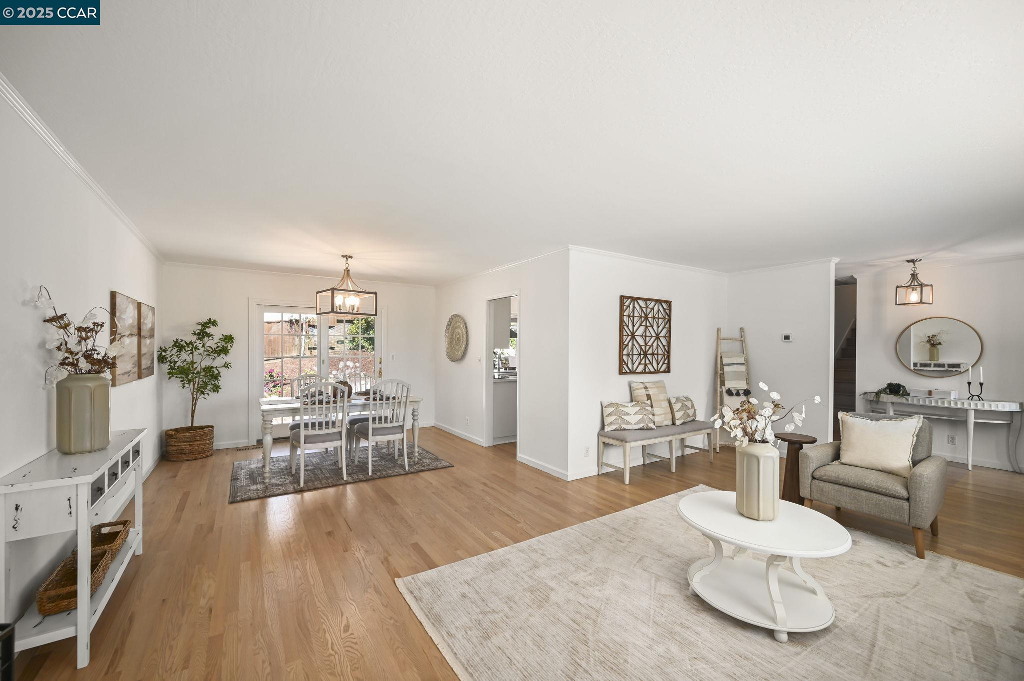 Detail Gallery Image 11 of 60 For 16 Bartlett Ct, Pleasant Hill,  CA 94523 - 4 Beds | 3 Baths
