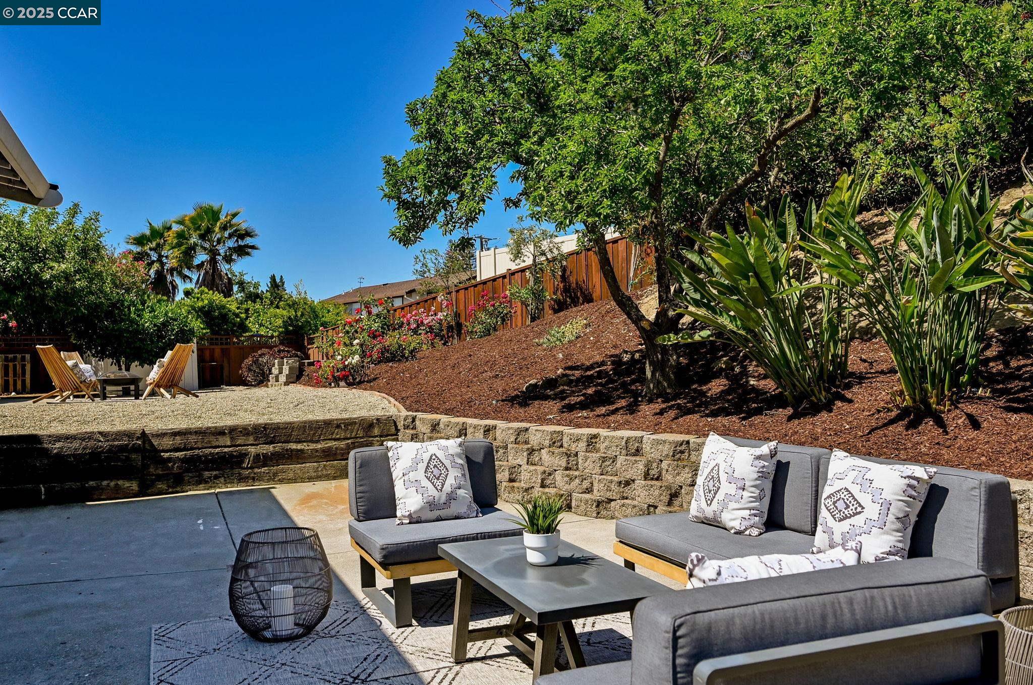 Detail Gallery Image 47 of 60 For 16 Bartlett Ct, Pleasant Hill,  CA 94523 - 4 Beds | 3 Baths